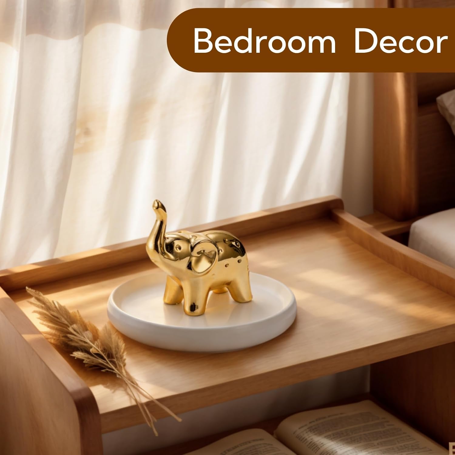 Modern Style Ceramic Elephants Figurine / Set of 4