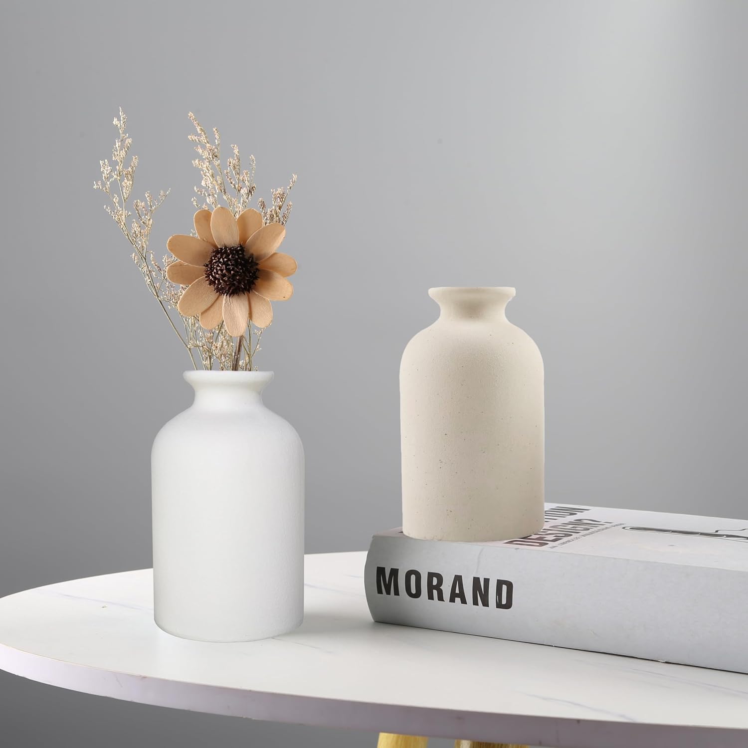 Ceramic Vase / Dry Flower Vases Minimalism Style for Modern Table Shelf Home Decor / White / Small