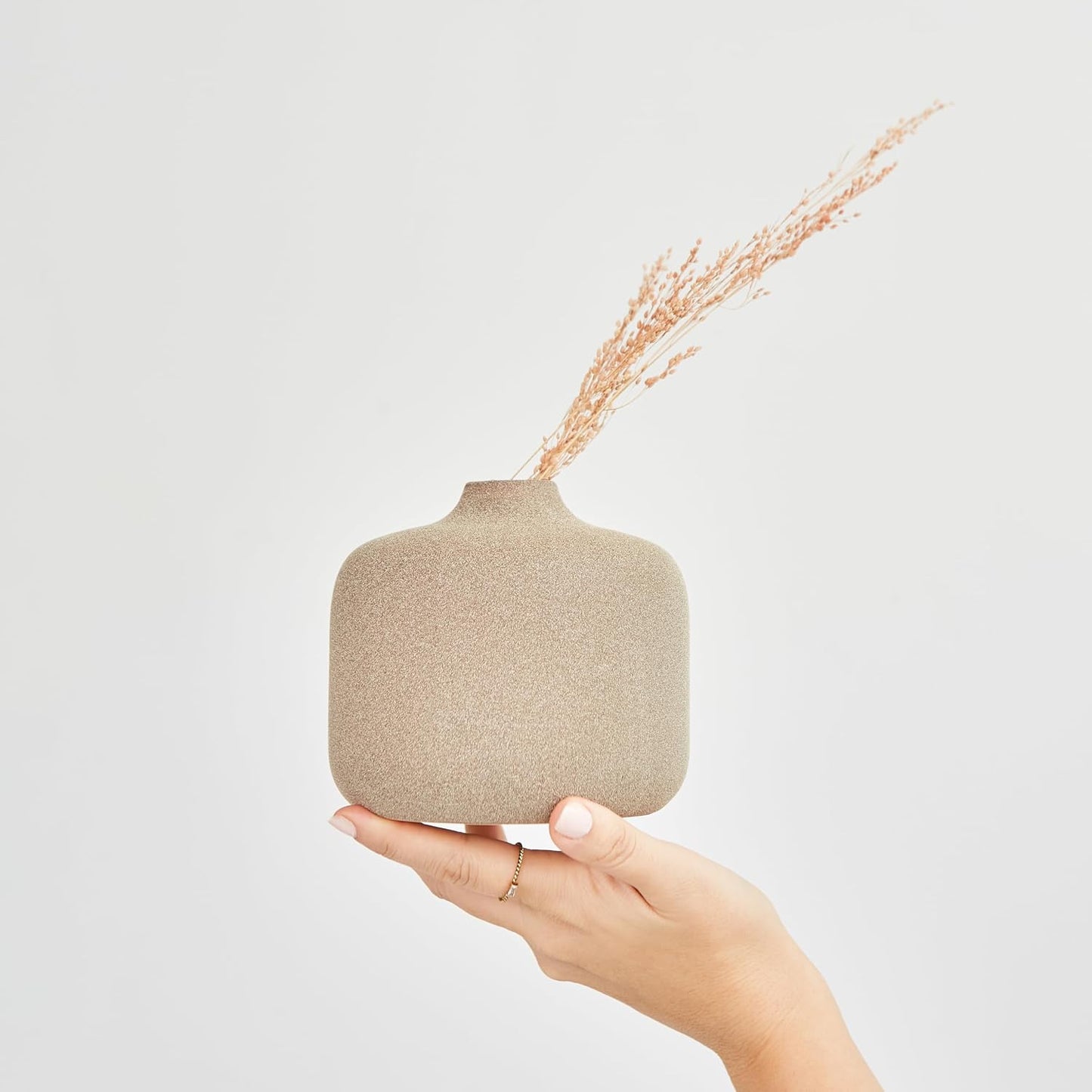 Round Boho Pampas Grass Vase