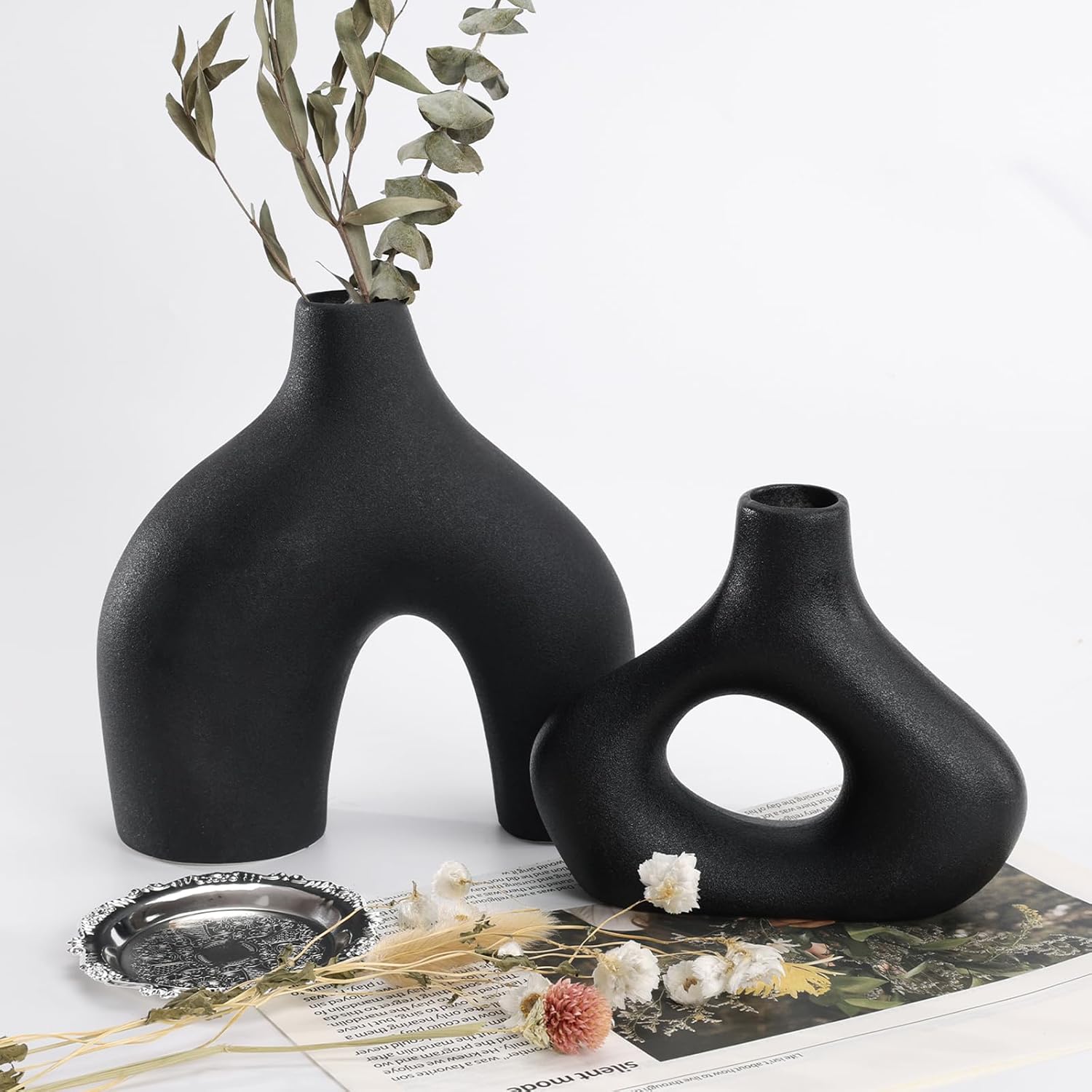 Modern Ceramic Vase / Black / Set of 2