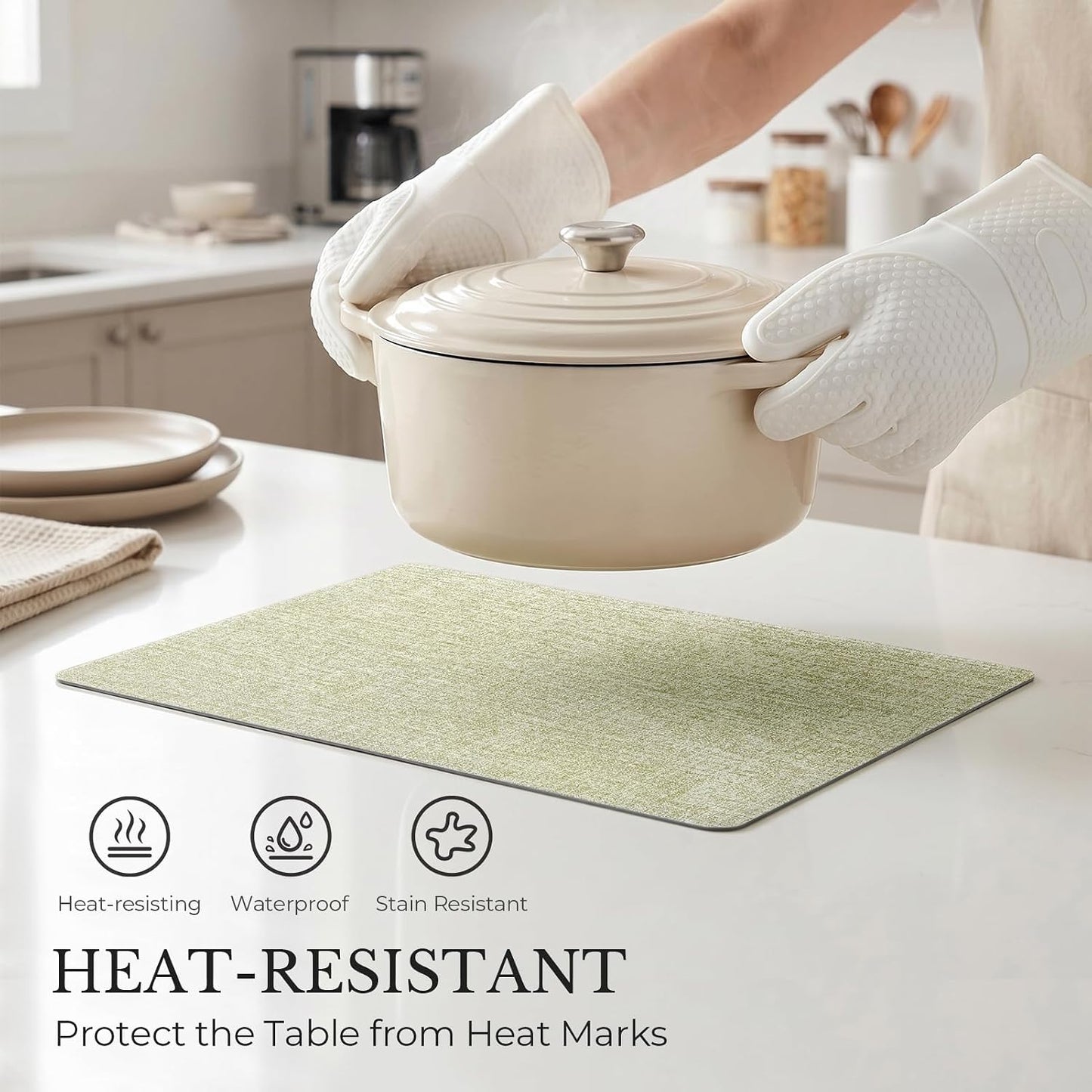 Romanstile Reversible Vinyl Placemats Set of 8, Faux Leather 100% Waterproof Oil-Proof Wipeable Place Mats, Heat