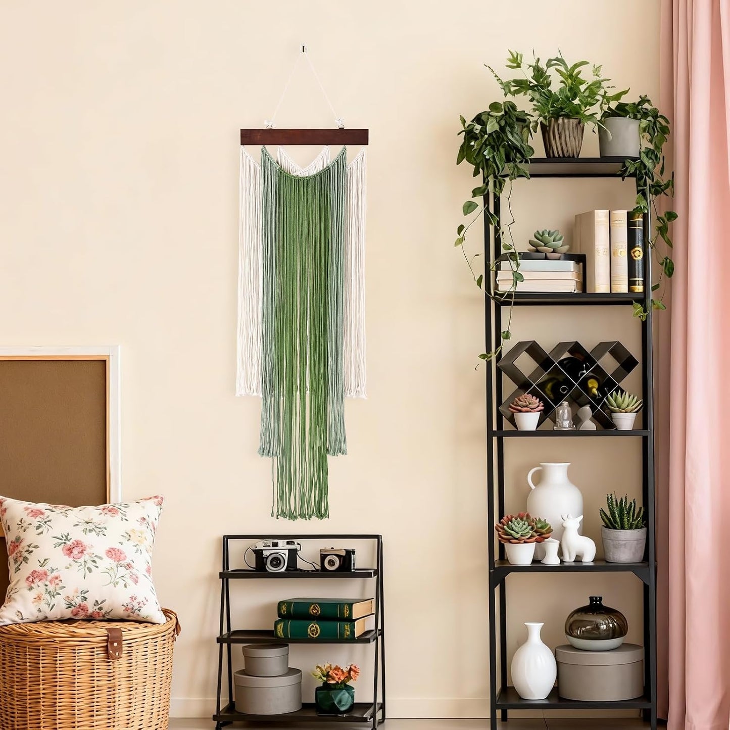 Handmade Woven Wall Art / 47.2"L x 15.7"W / Green
