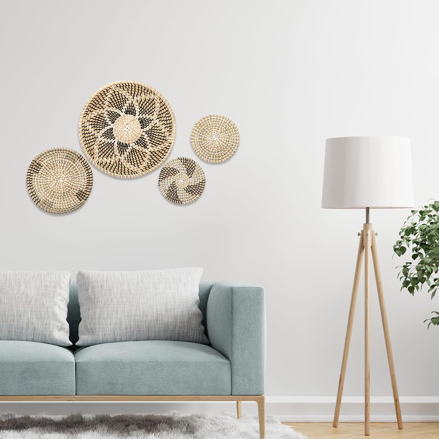 Hanging Woven Wall Basket / Set of 4