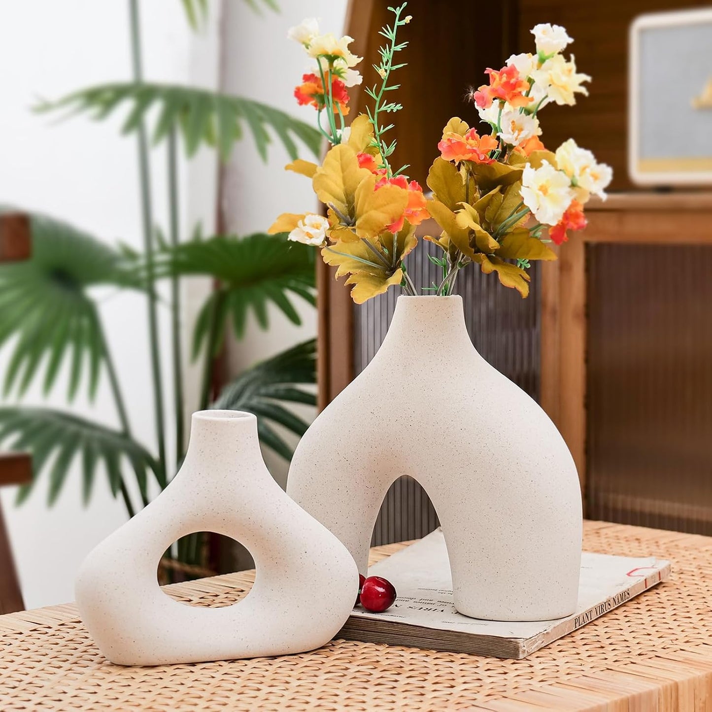 Ceramic Vase for Modern Minimalist Bohemian Decor / Beige / Set of 2