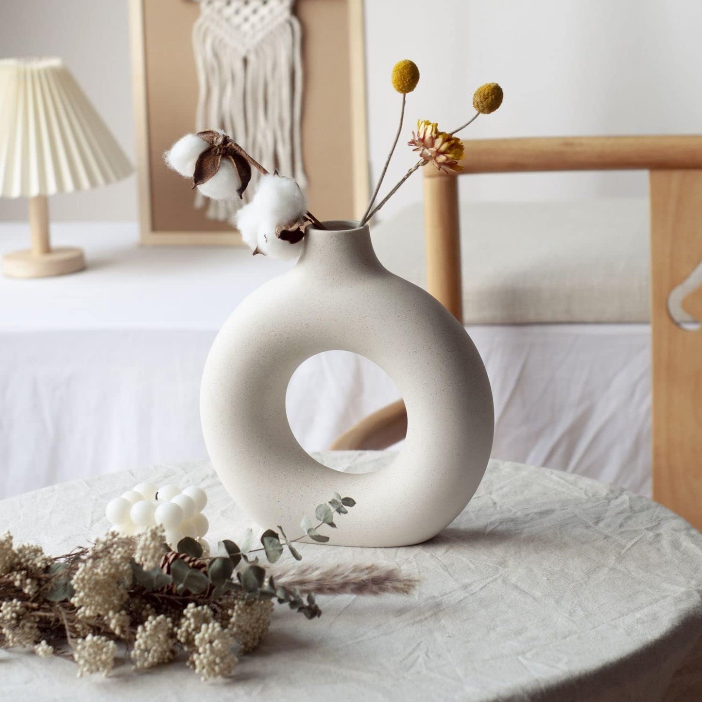 Donut Vase Hollow Ceramic Vase for Flowers Handmade Minimalist Boho ins Style Modern / Small / White