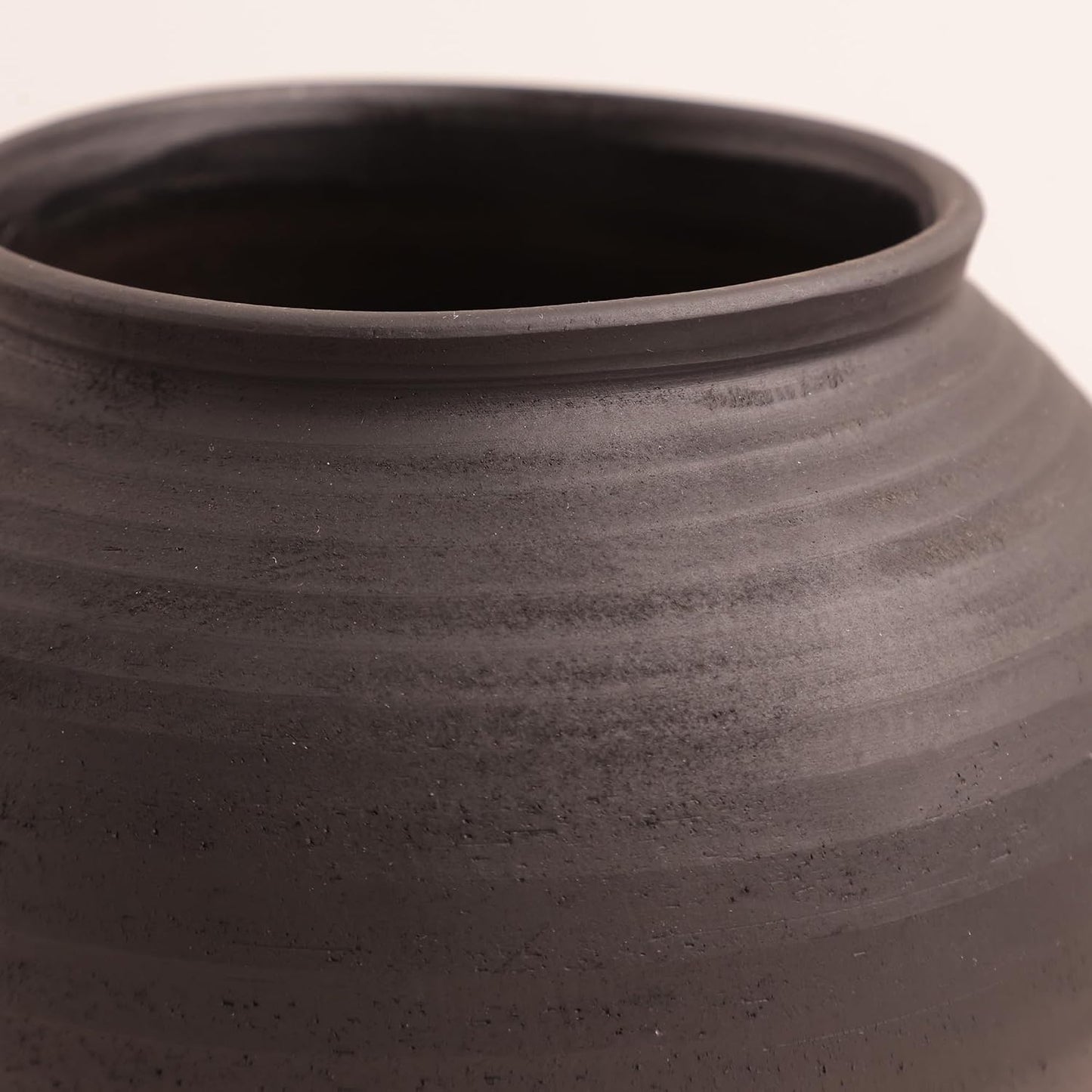 Ceramic Vase / 6.7" Wabi-Sabi Ribbed Flower Vase / Matte Charcoal / Matte Black