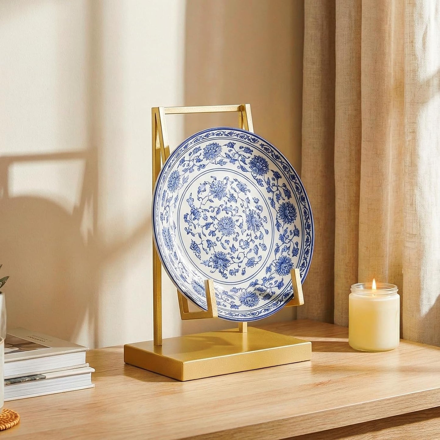 Metal Display Easel Stand Tabletop Easel Stand Modern Abstract Tabletop Display / 8 x 5 x 3 / Gold