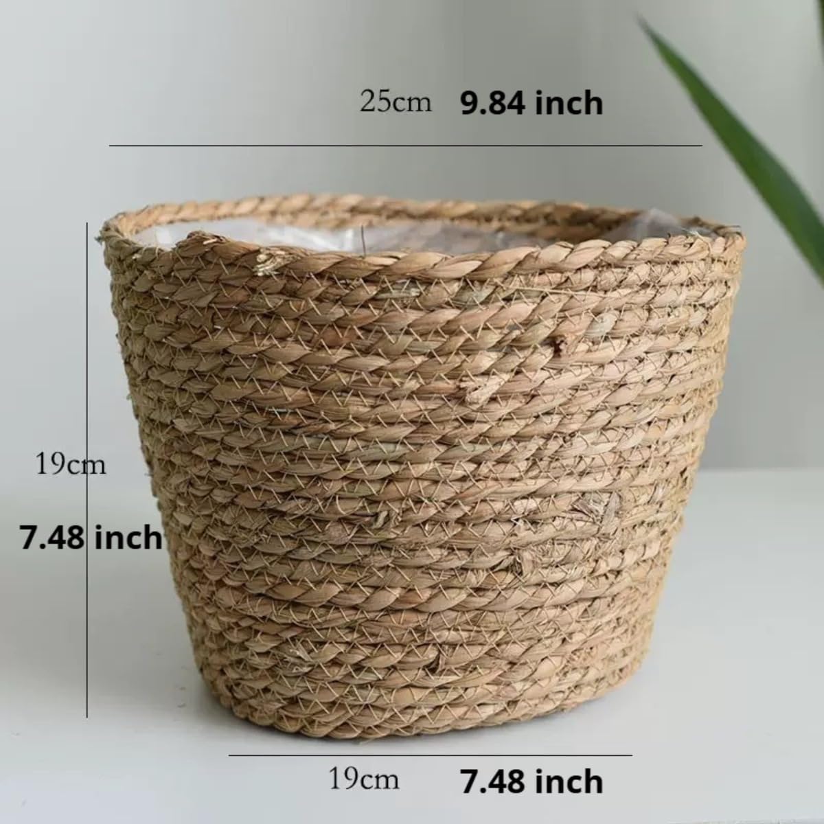 Woven Basket / Seagrass Planter Basket / 9.8 x 7.5 / 1.0