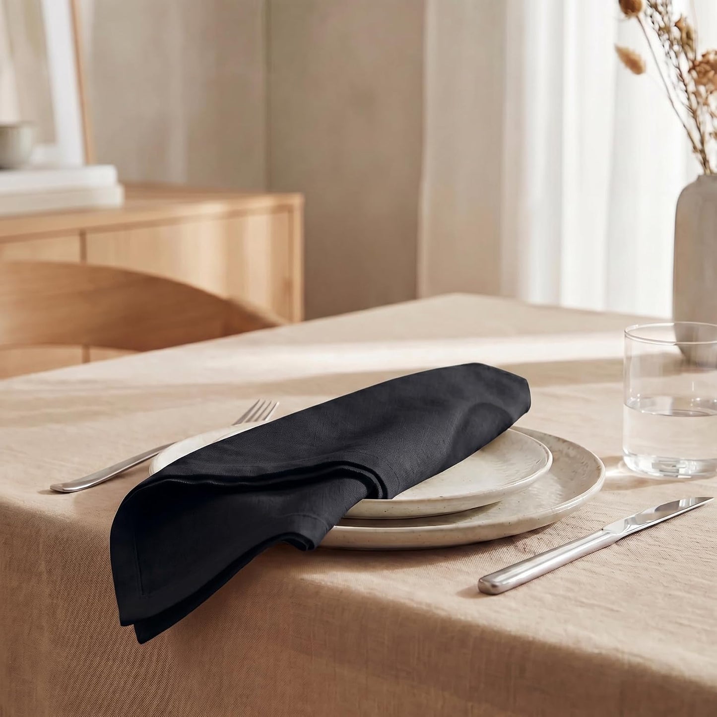 Urban Villa Cloth Napkins Cotton 20x20 (Set of 12) Black
