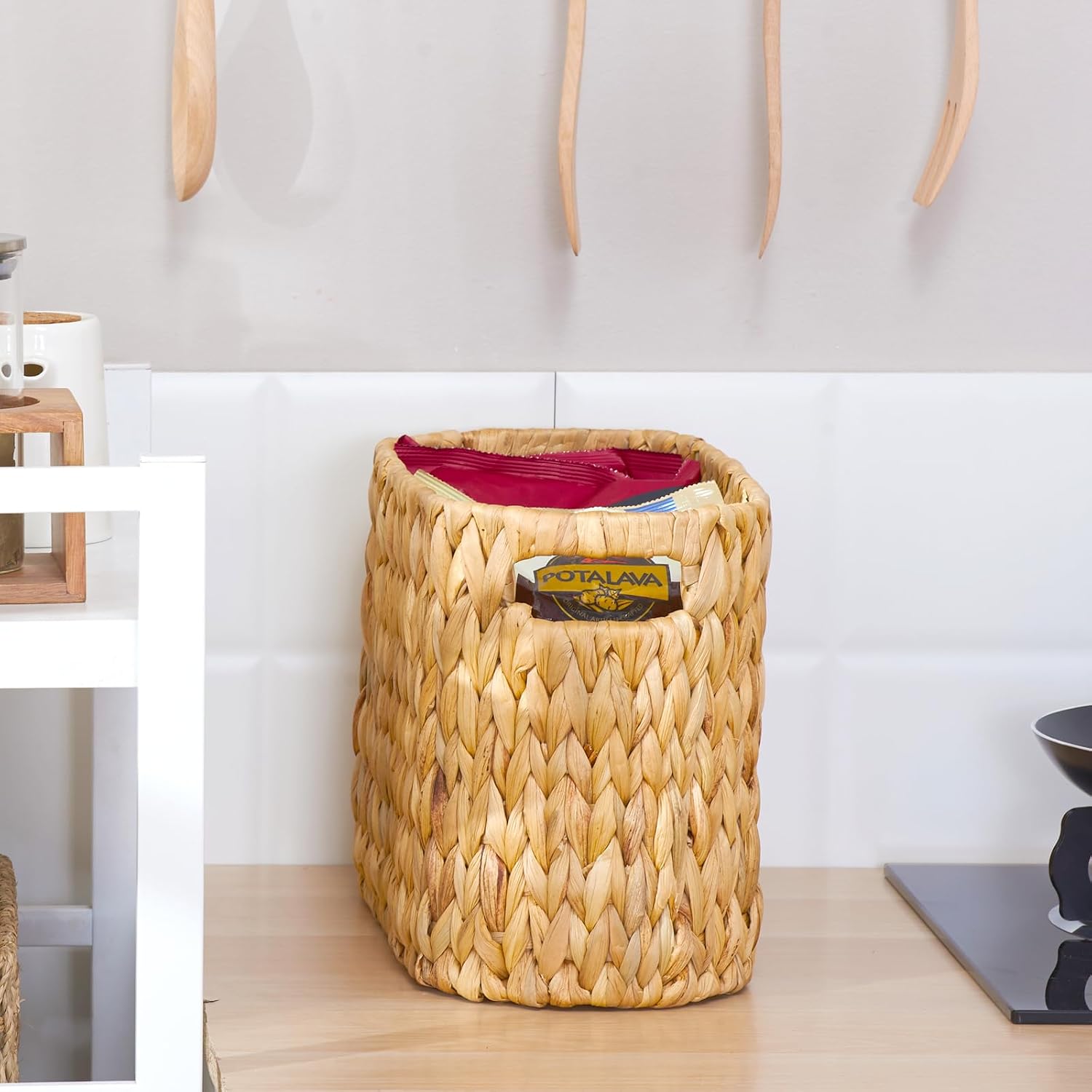 Water Hyacinth Wicker Storage Holder Toilet Paper / Natural / for 6 Rolls
