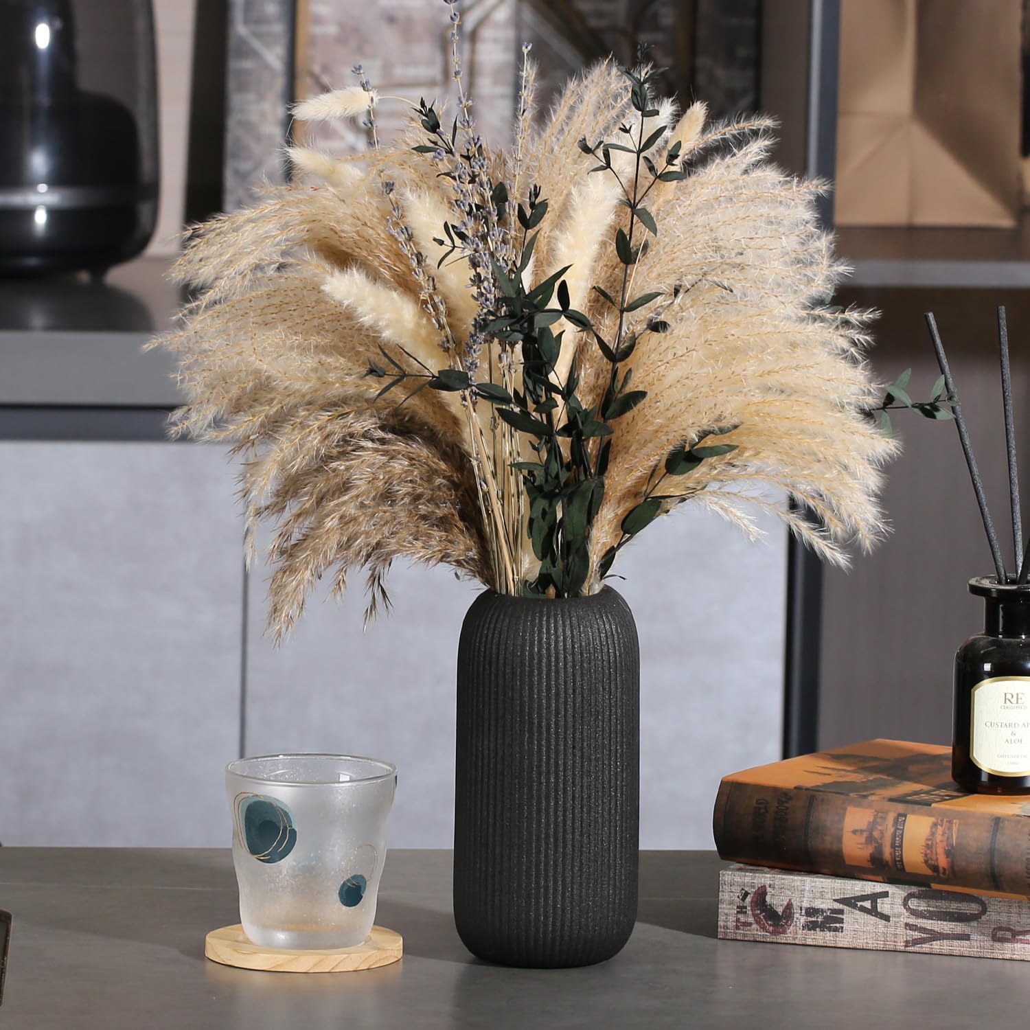 Bohemian Ceramic Vase / Black / 8in-pill / 8 Inch