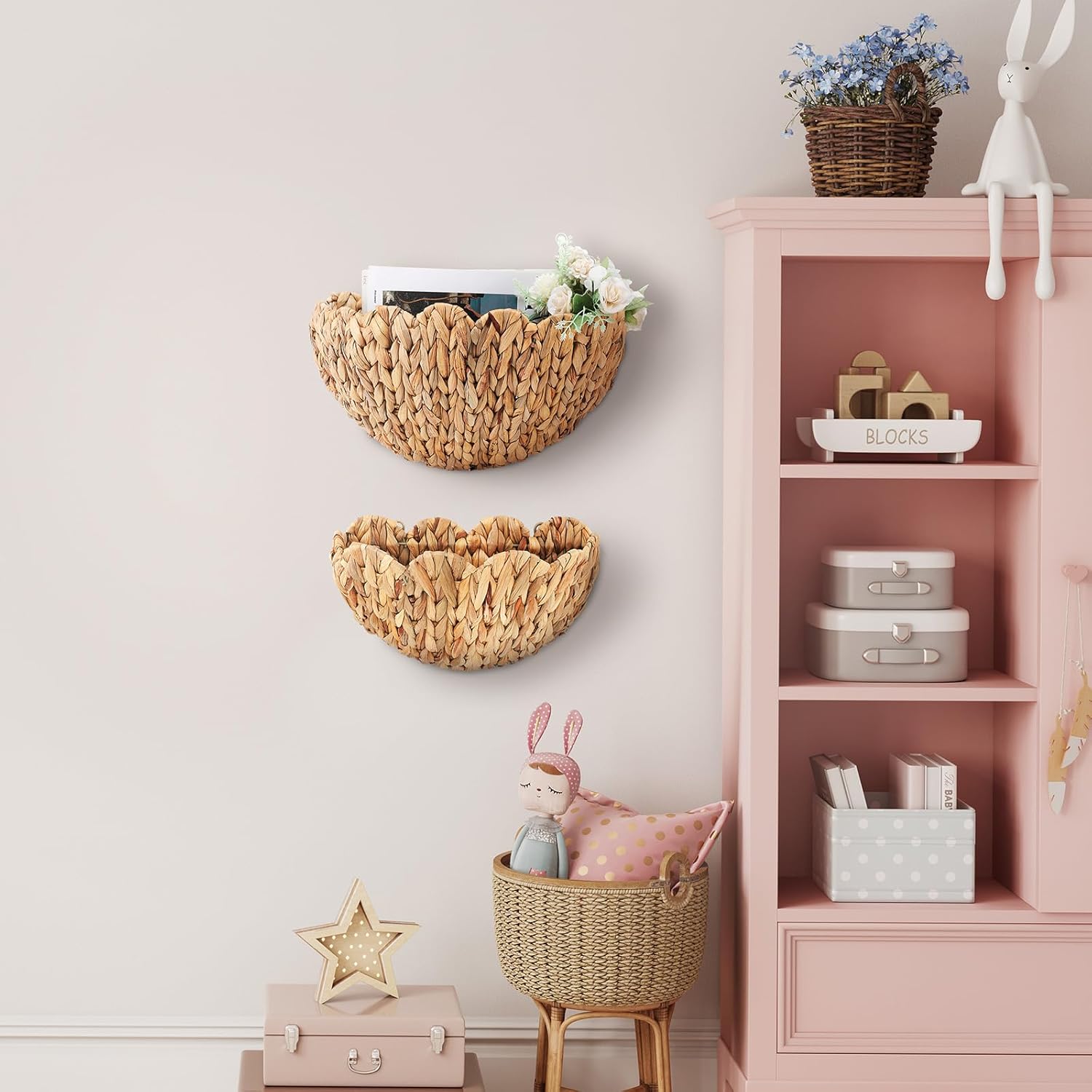 Scalloped Wall Baskets Hanging Baskets Large and Small Decorative Woven Storage Holder / Set of 2