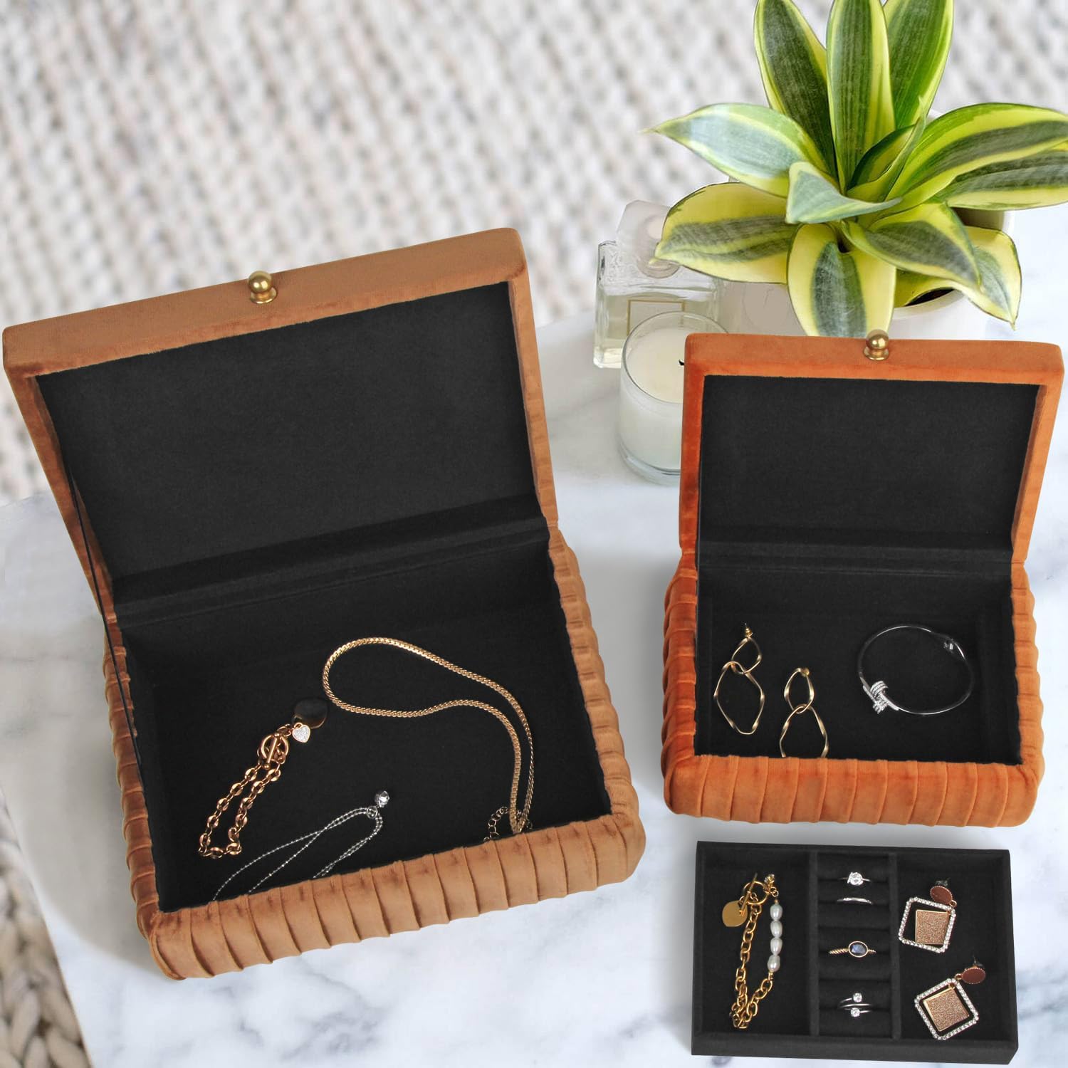 Velvet Decorative Boxes / Brown