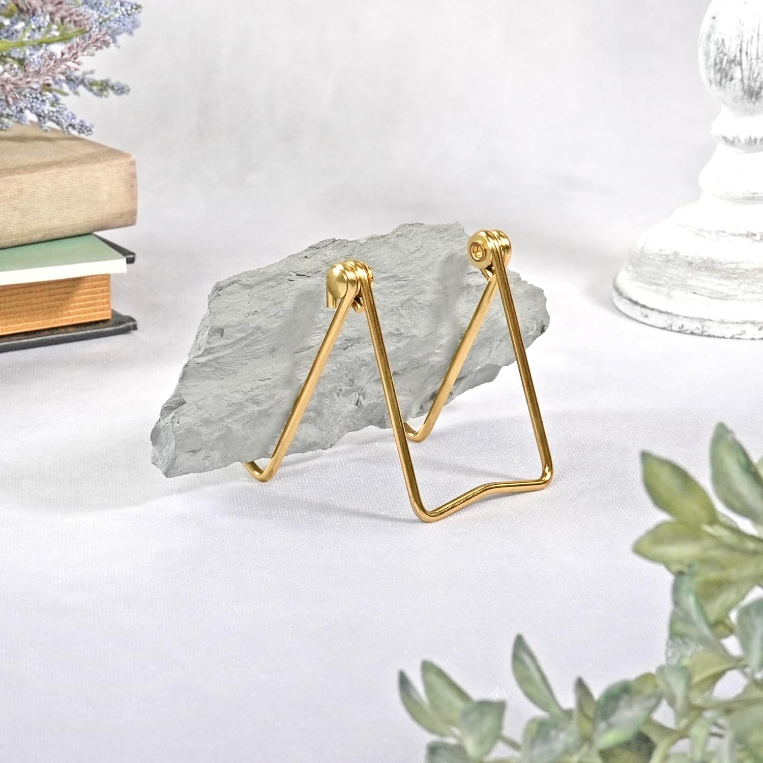 Bard's Folding Gold-toned Wire Easel Stand, 3" H x 2.75" W x 3" D, Pack of 6