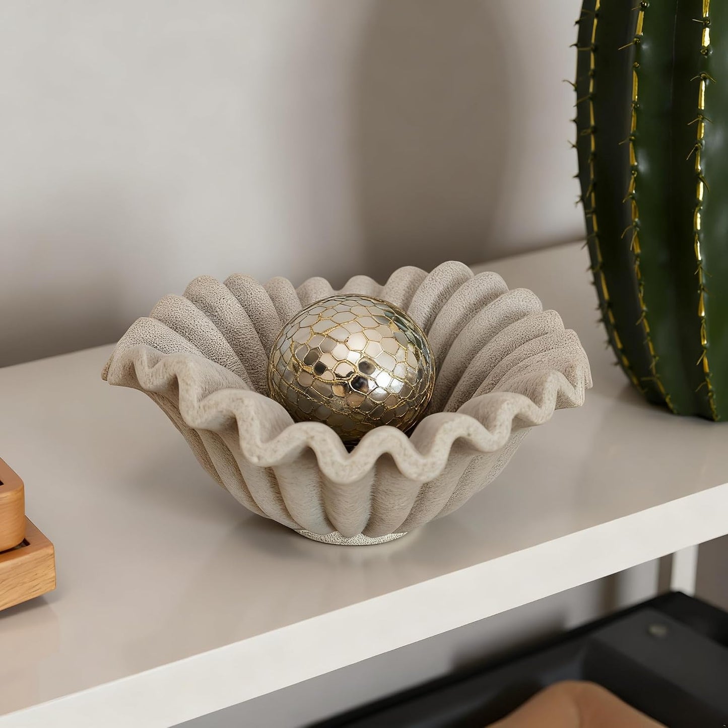 Scalloped Pedestal Bowls for Modern Home Decor / Beige-b / 6inch