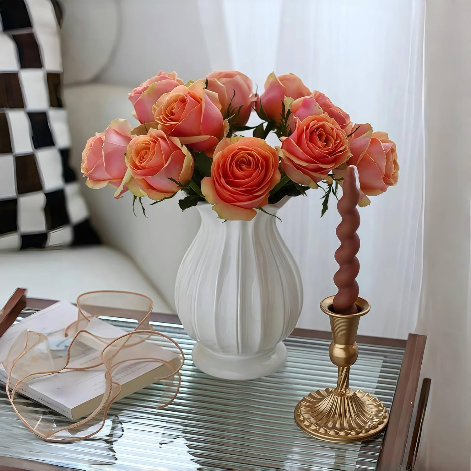 Modern Ceramic Flower Vase / White