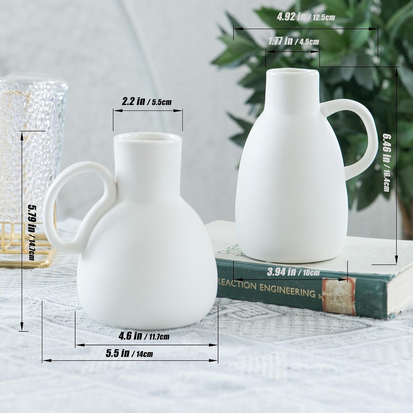 Ceramic Vase Set / White / Set of 2