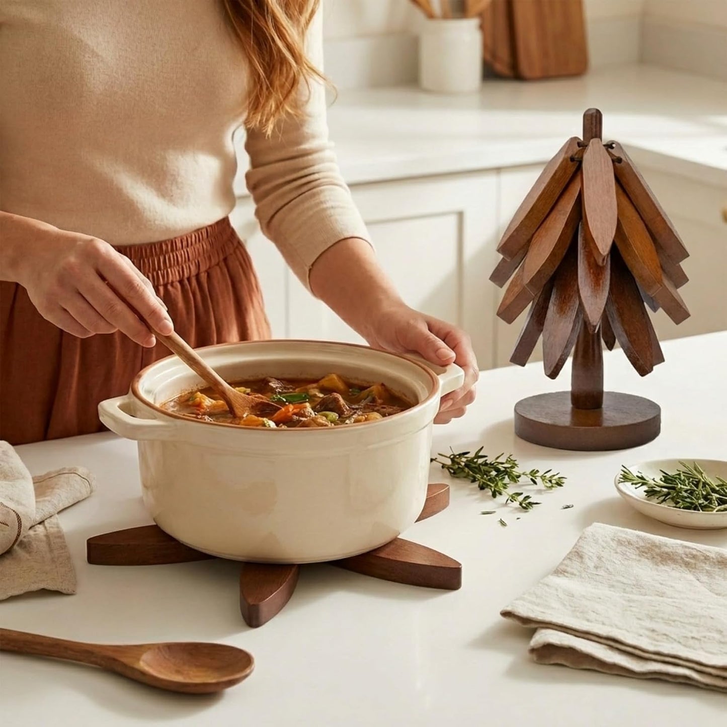 Tree Shaped Wooden Trivets for Hot Dishes, Pots & Pans - Hot Pads | Heat-resistant countertop protection, compact