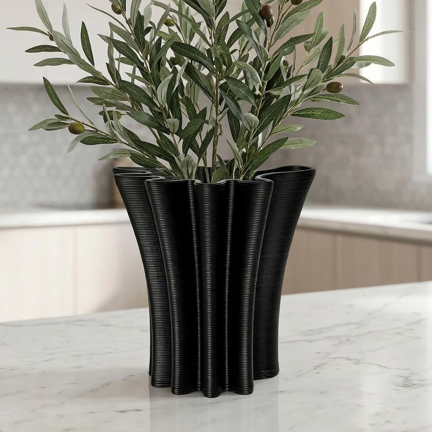 Contemporary Black Ceramic Vase / Black-d, 5.5 Inch