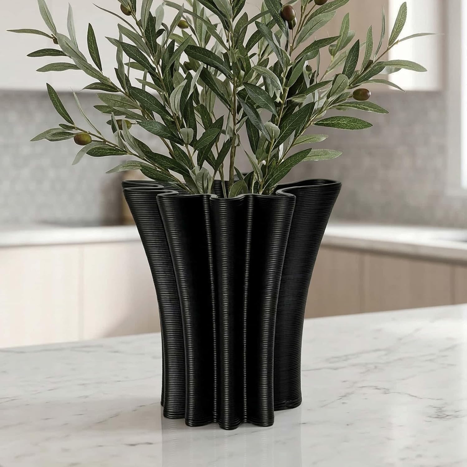Contemporary Black Ceramic Vase / Black-d, 5.5 Inch