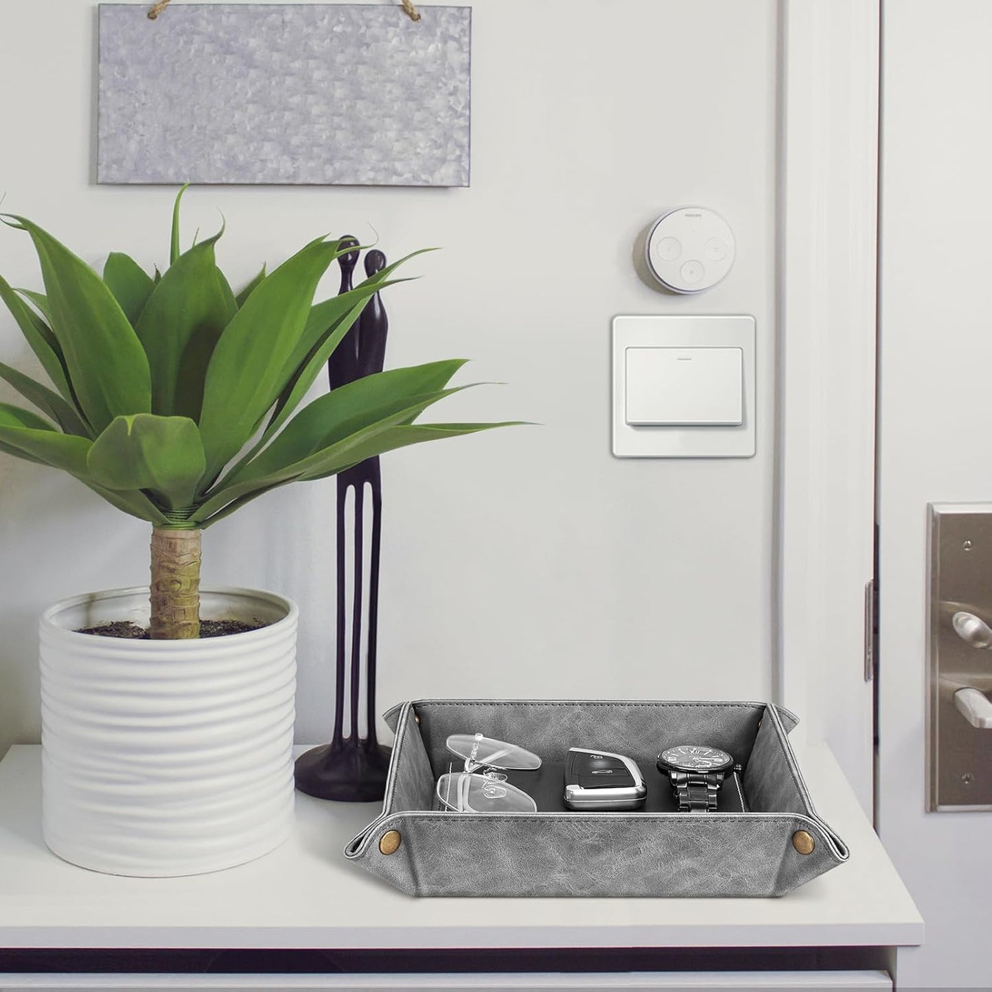 Valet Tray Desktop Storage Organizer / Gray
