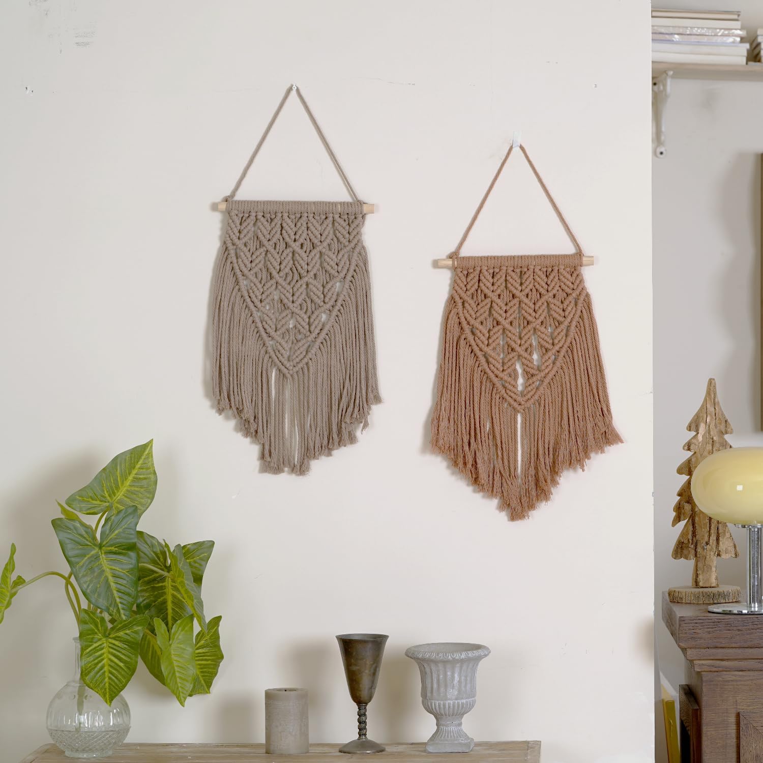 Small Macrame Wall Hanging Decor Boho Tapestry / Toffee Brown / 15.8"L x 9.8"W