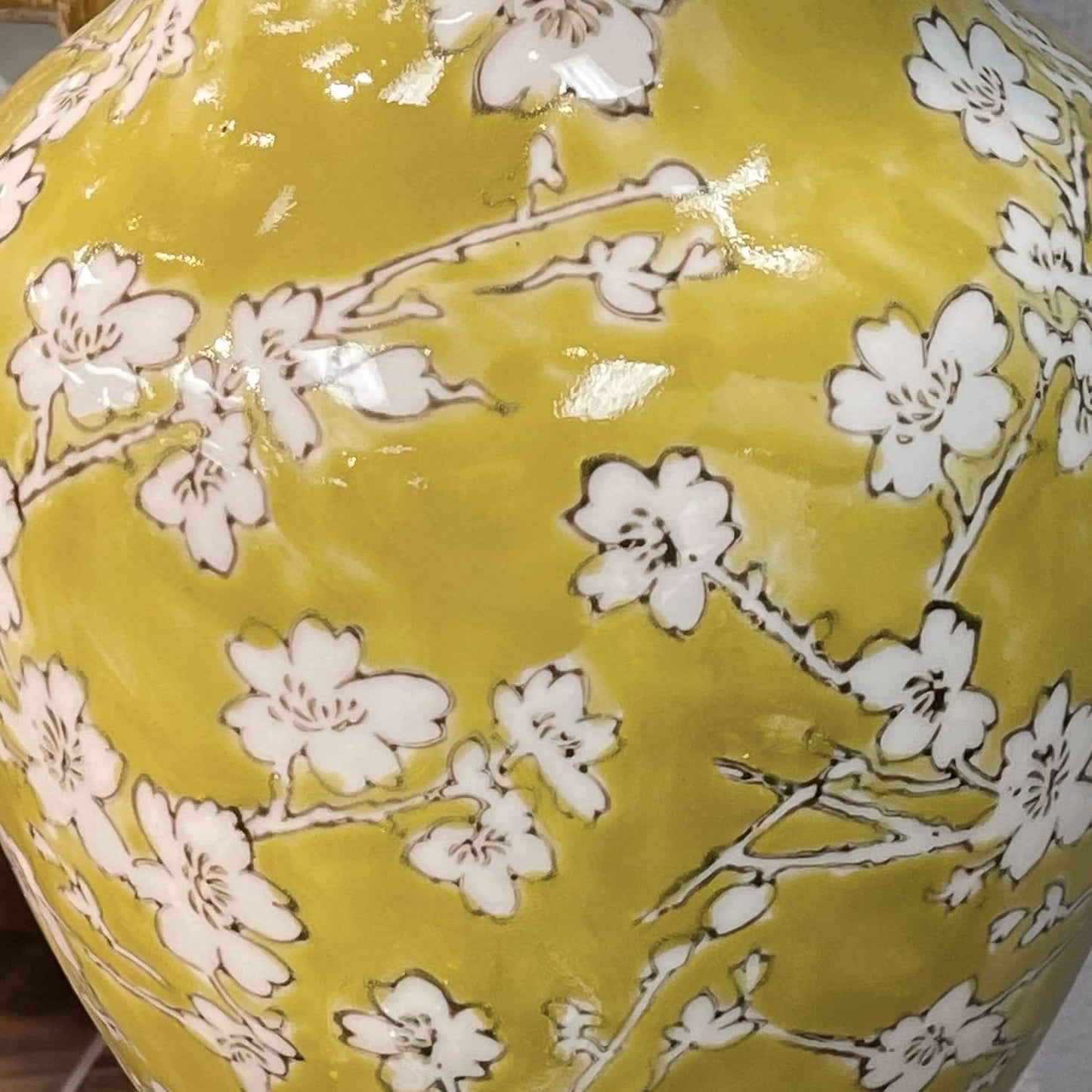 14" Hand Painted Chinoiserie Ceramic Vase / Yellow & White