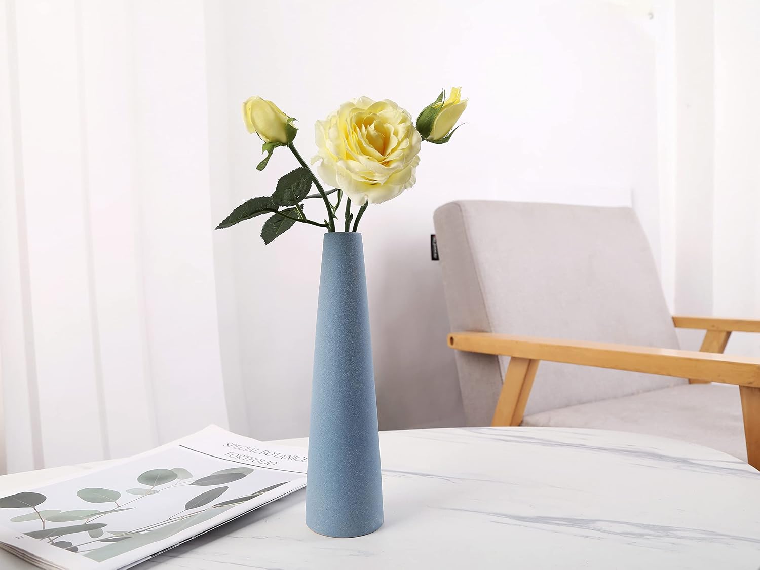 Ceramic Vase / Modern Home Decor Ceramic Vases / Sj White