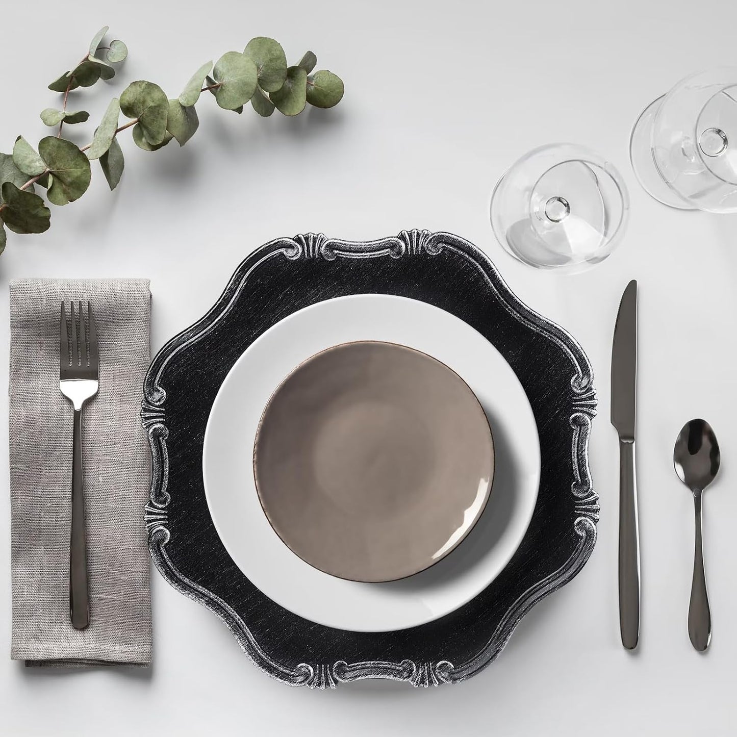 Black Charger Plates Set of 6, Decorative Table Plastic Chargers for Dinner Plates, Party, Wedding, Thanksgiving
