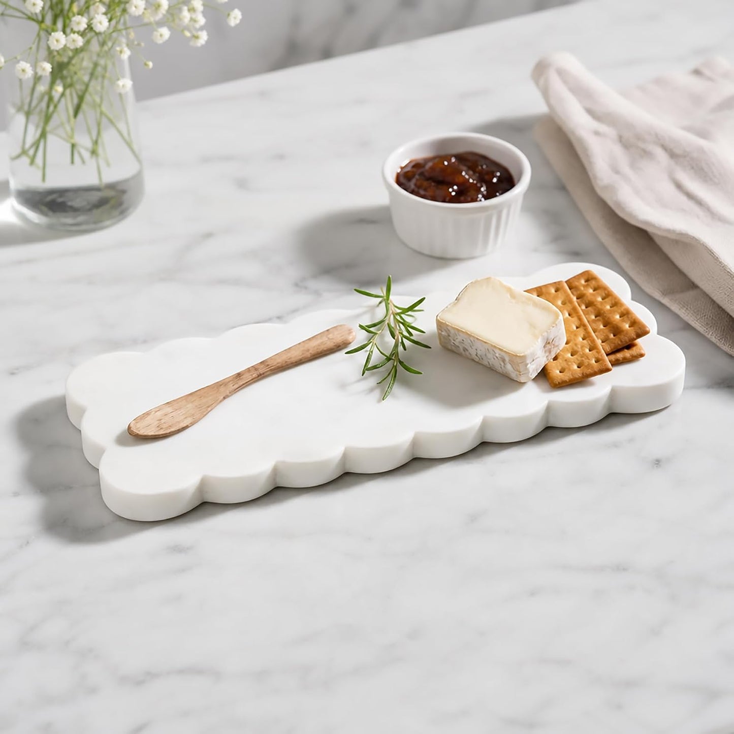 Scallop Marble Board Set / White / 12 x 5
