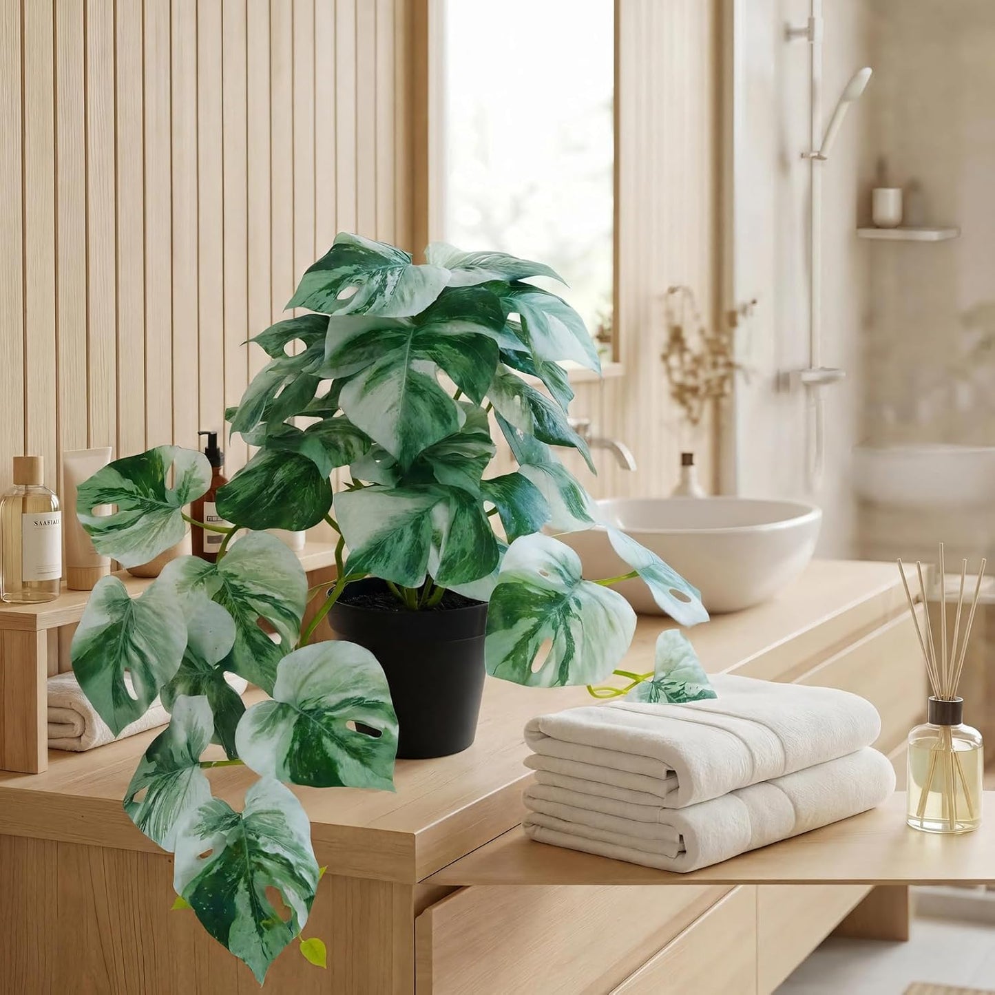 Faux Ivy Hanging Plant / White and Green