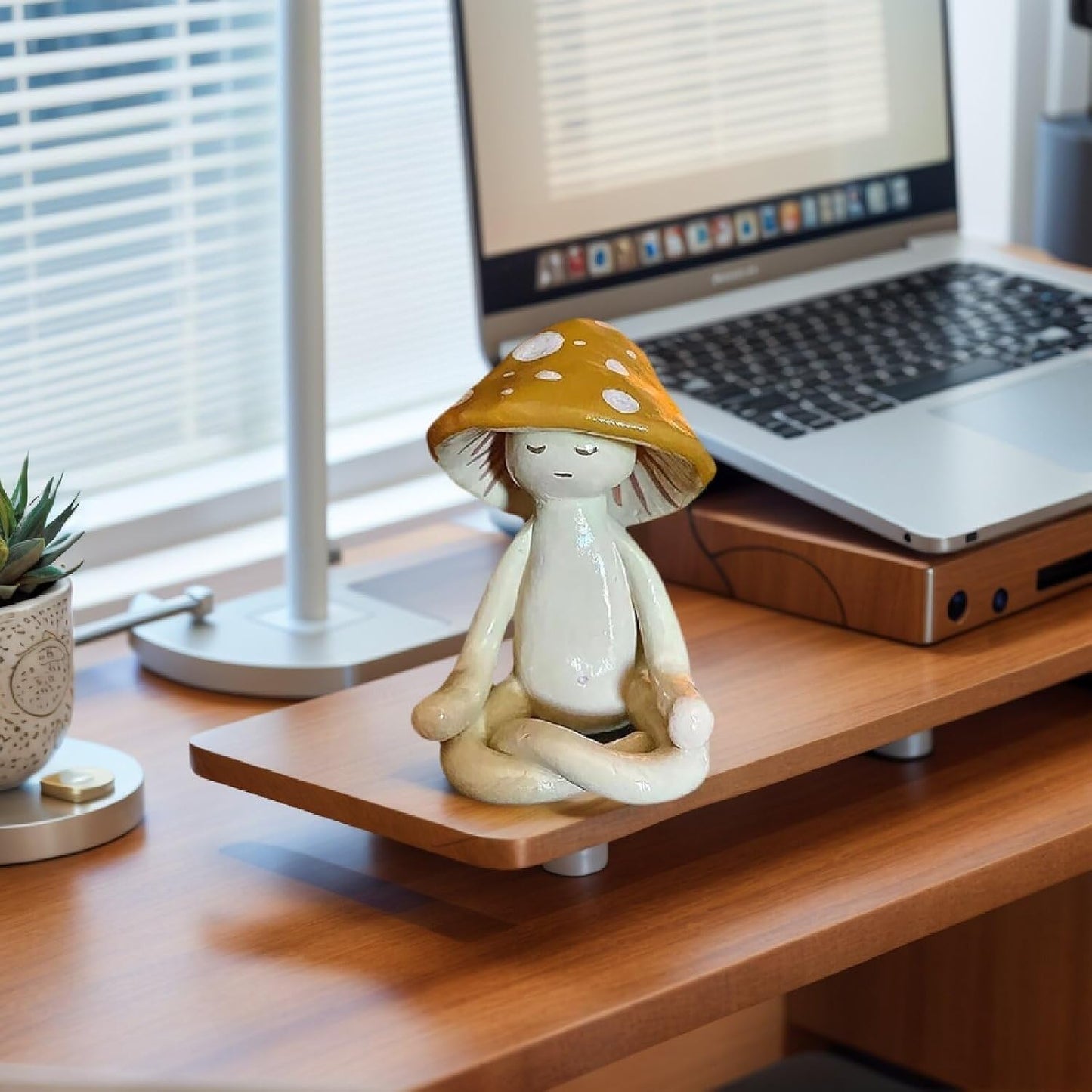 Meditation Mushroom Statue / 3.15 Inch