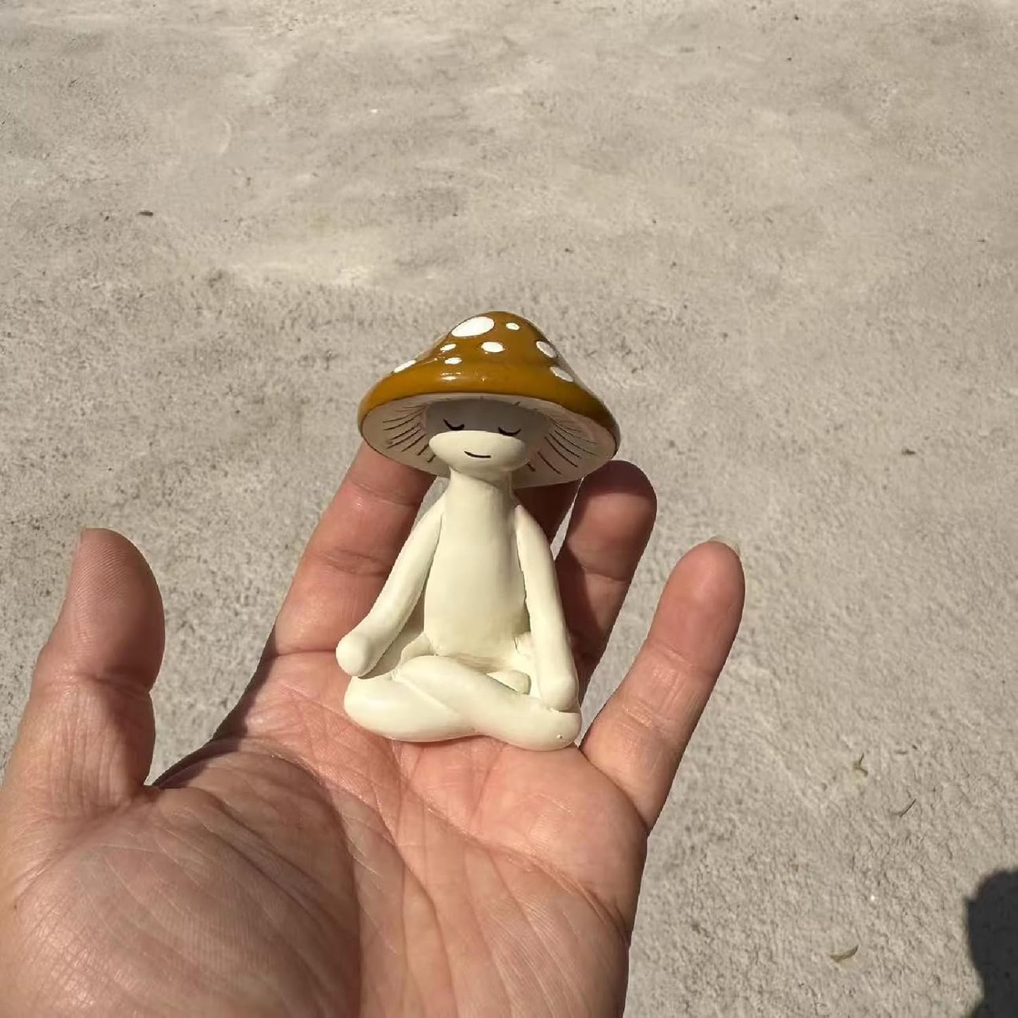 Meditation Mushroom Statue / 3.15 Inch