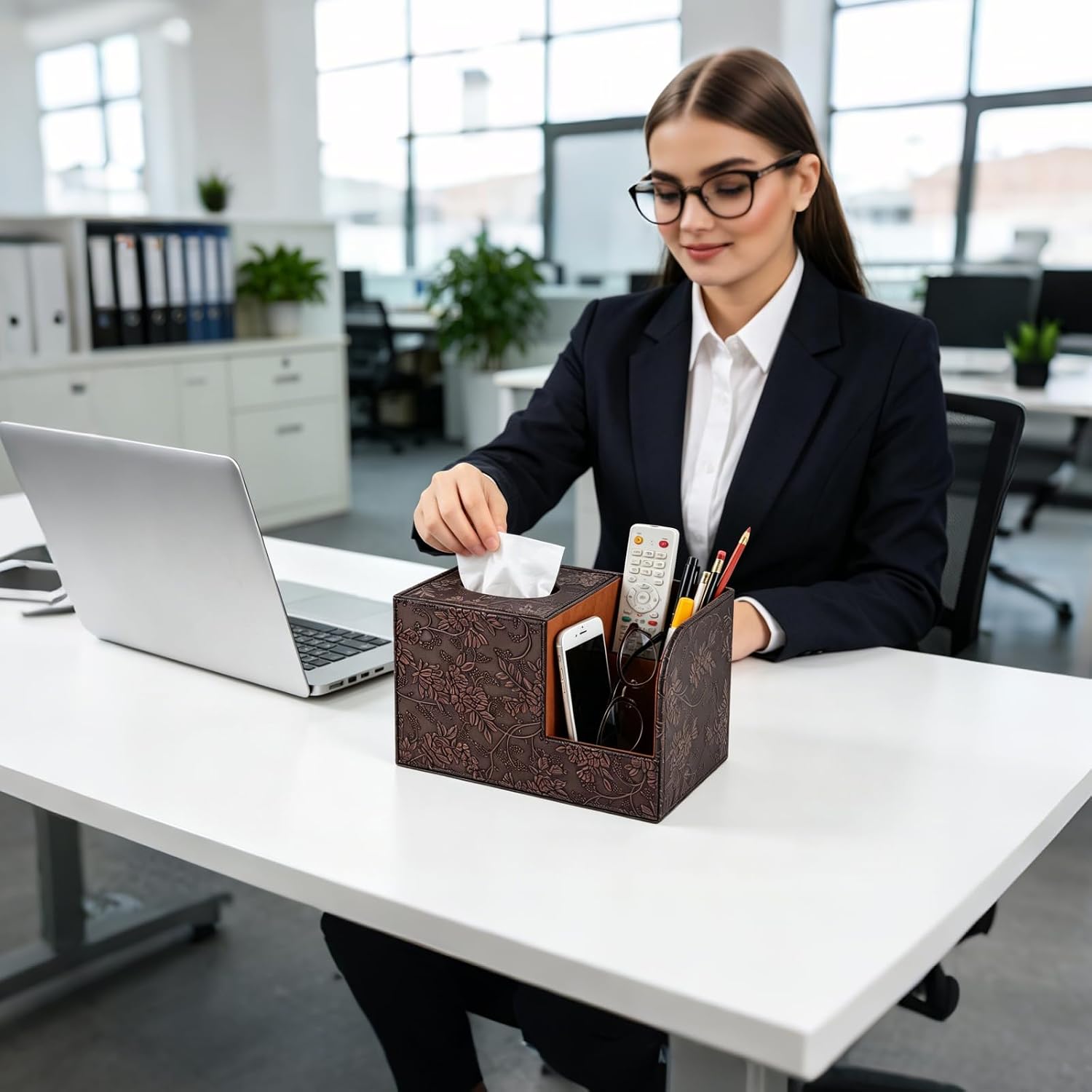 PU Leather Tissue Box Cover Square Tissue Holder Tissues Box Organizer / Retro