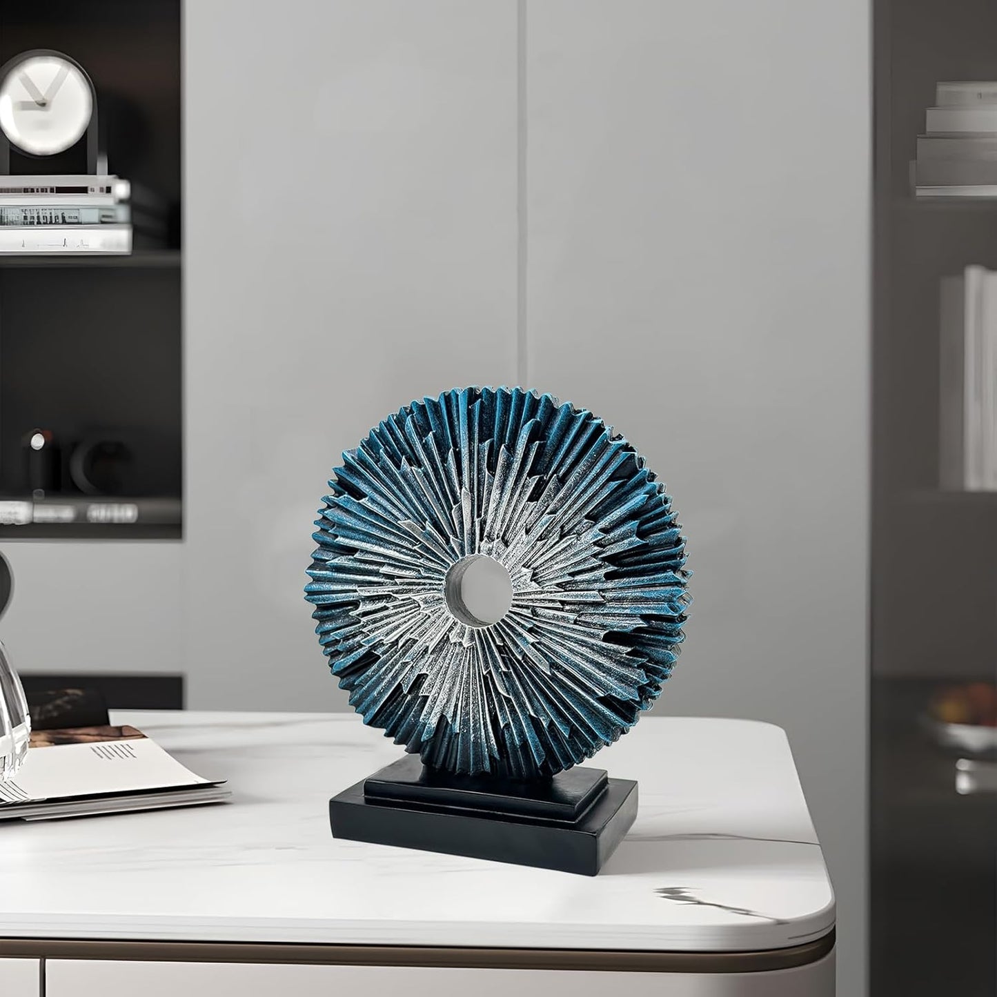 Abstract Statue / Creative Round Line Ornament / Blue / Round Statue