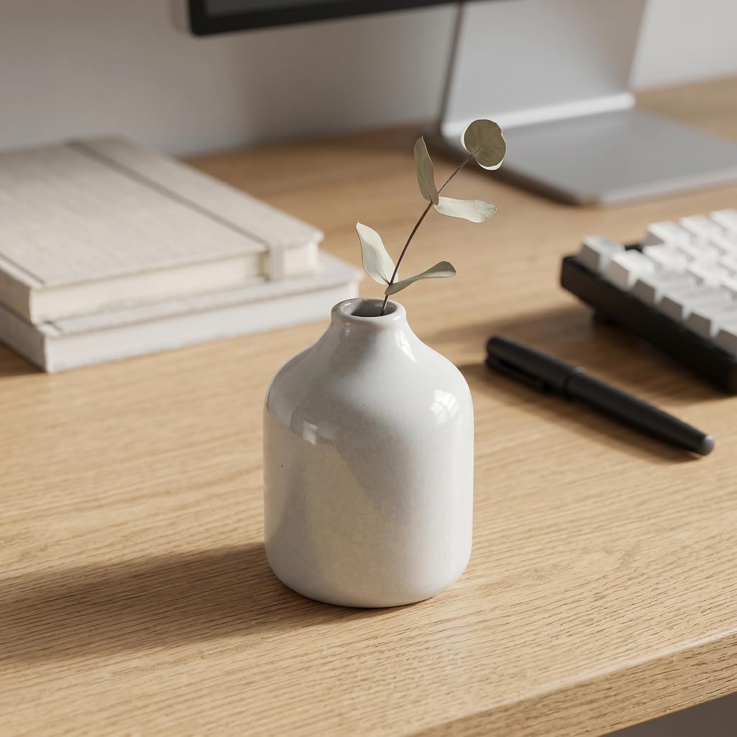 Grey Modern Vase / Gray / 4 Inch