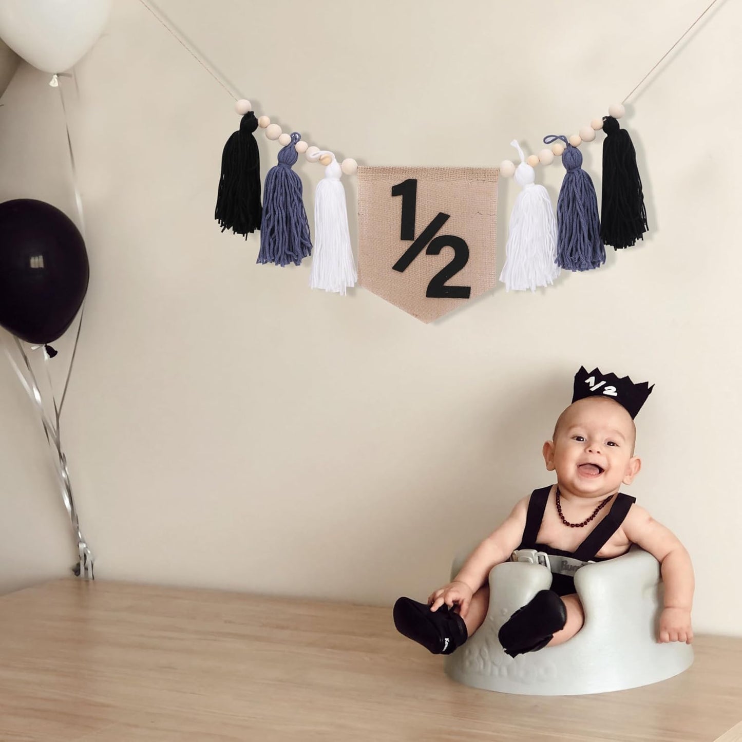 Tassel Wood Bead Highchair Garland / Black