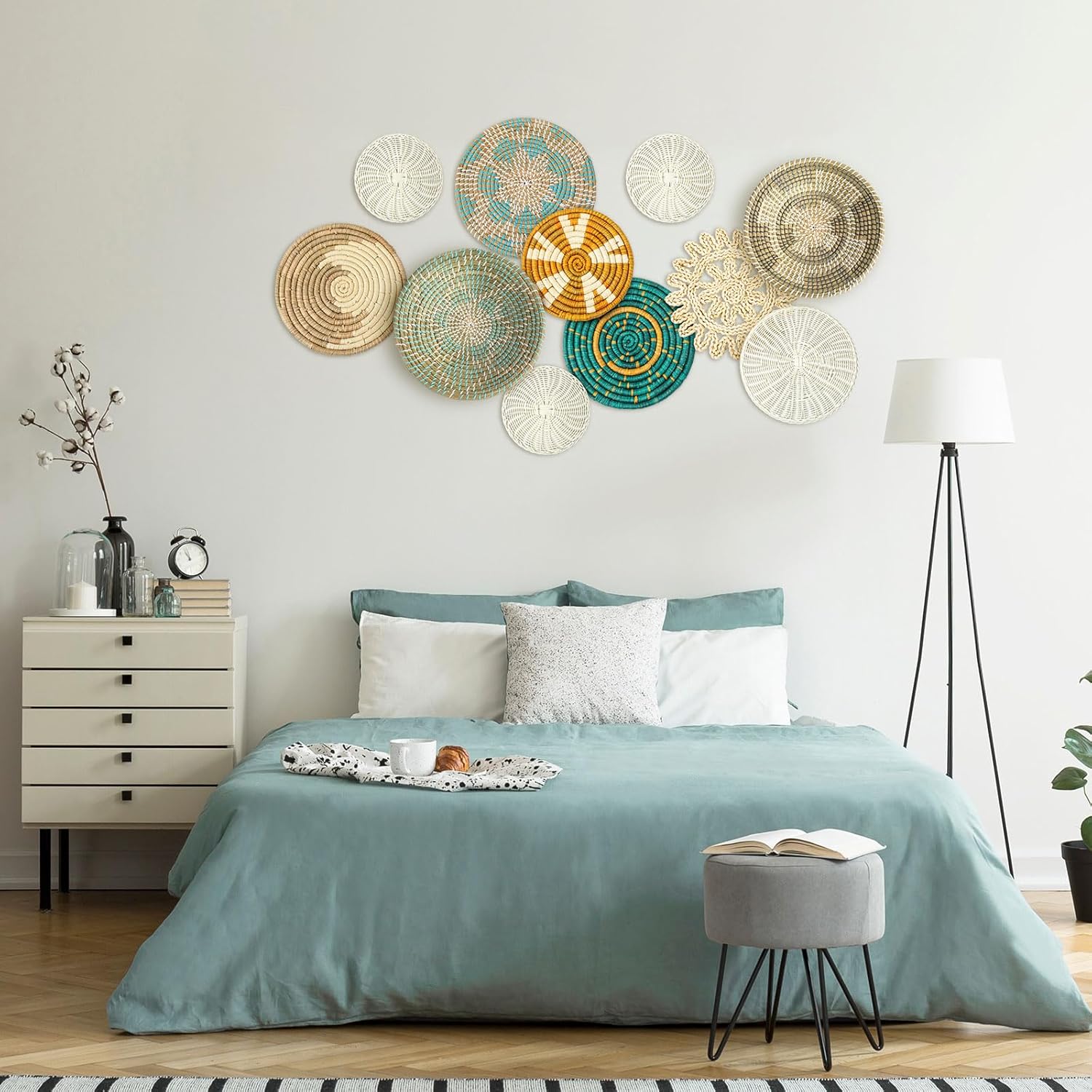 Boho Wall Basket Decor Bulrush Woven Wall Hanging Art Round Farmhouse Rustic / Bright / Set of 11