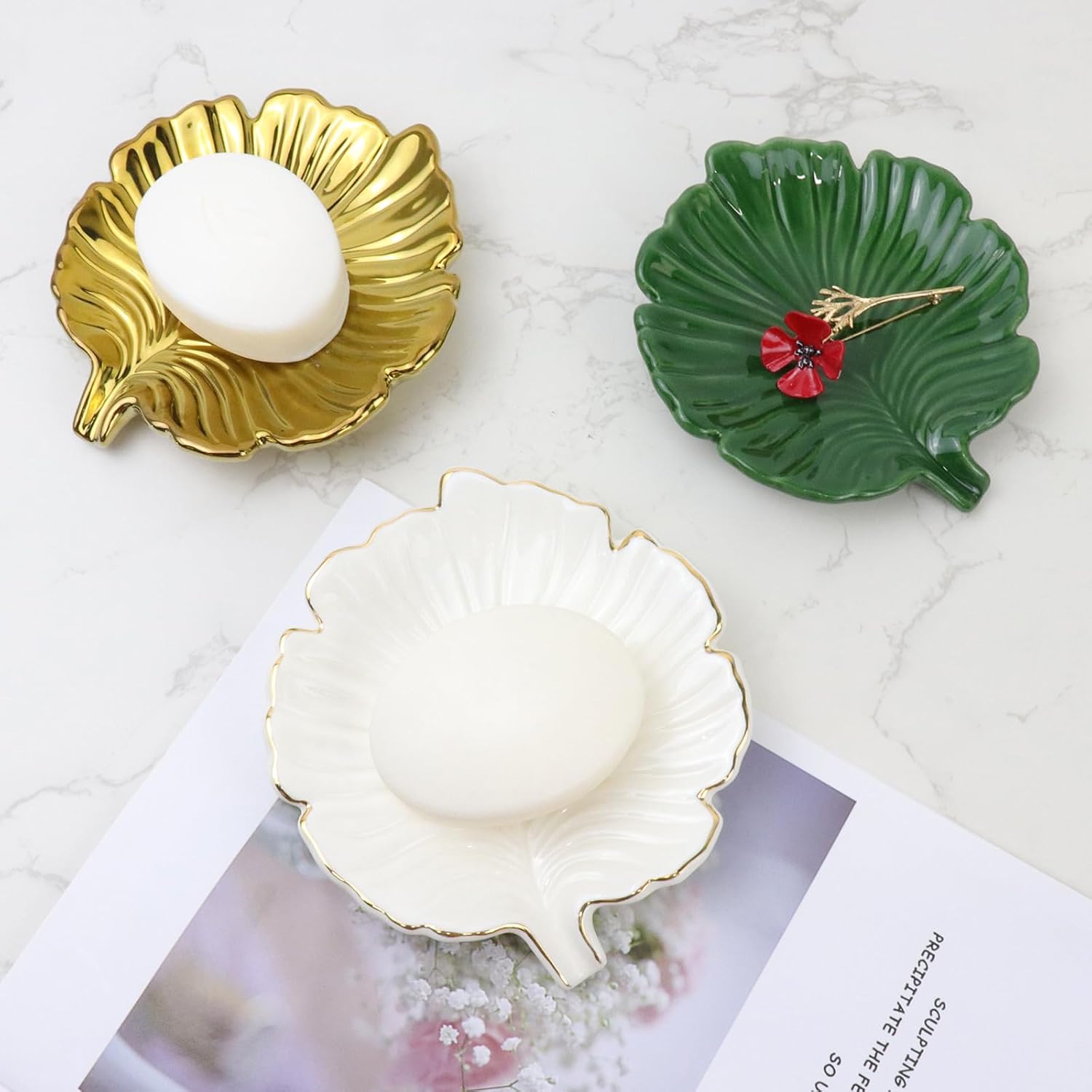 Ceramic Soap Dish Holder in Palm Leaf Style / White