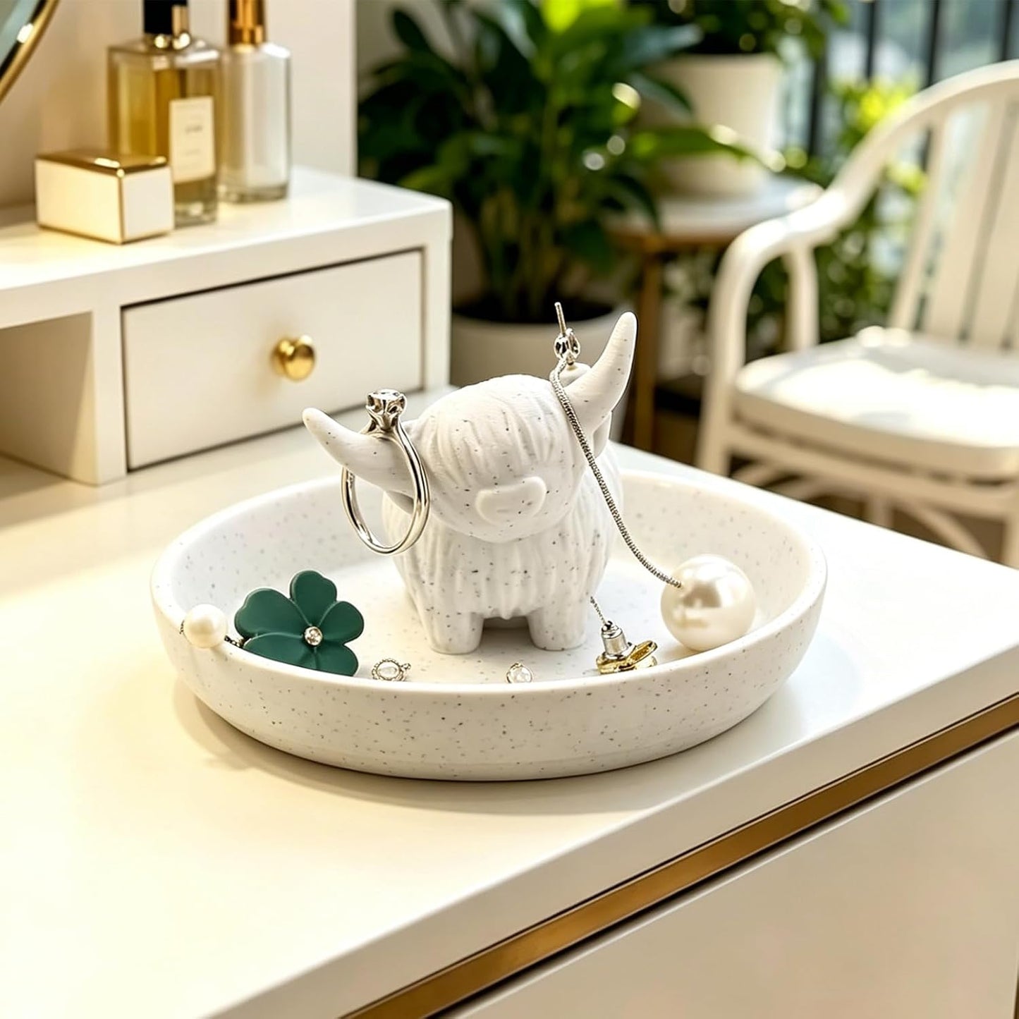 Ring Holder / 3D Printed Plastic Farmhouse & Bohemian Style Unique Women Gifts / Highland Cow