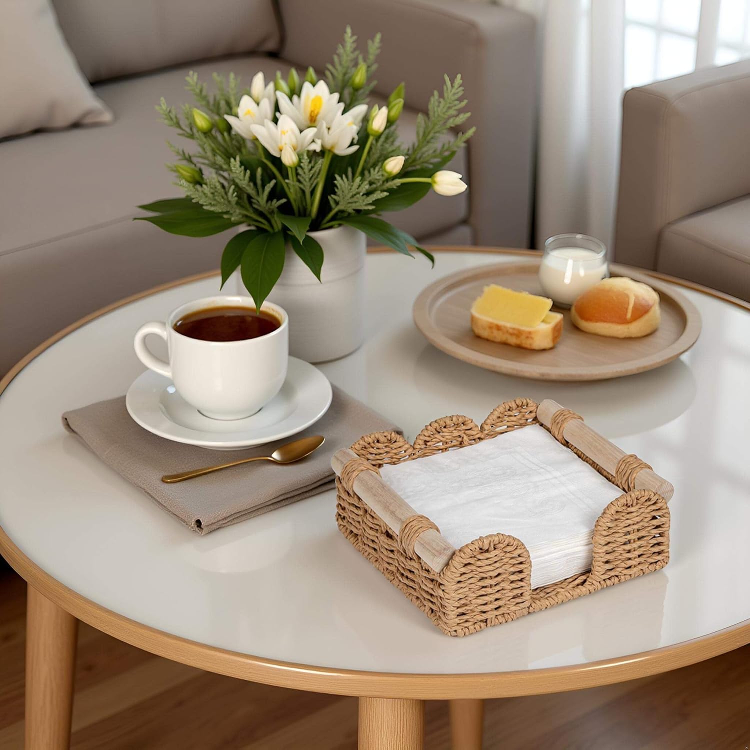 Scalloped Napkin Holder / Neutral / Luncheon