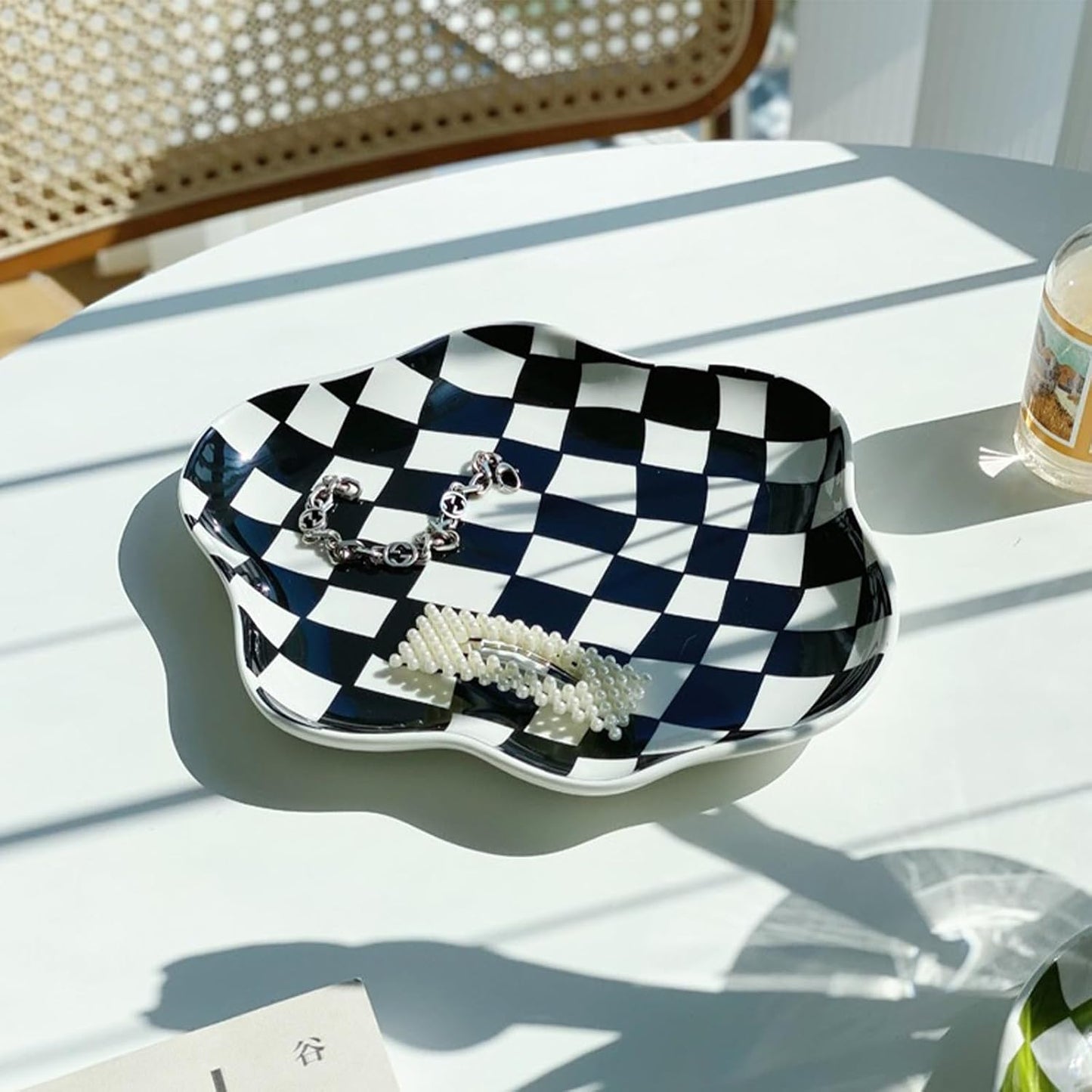 Ceramic checkered jewelry tray / Black