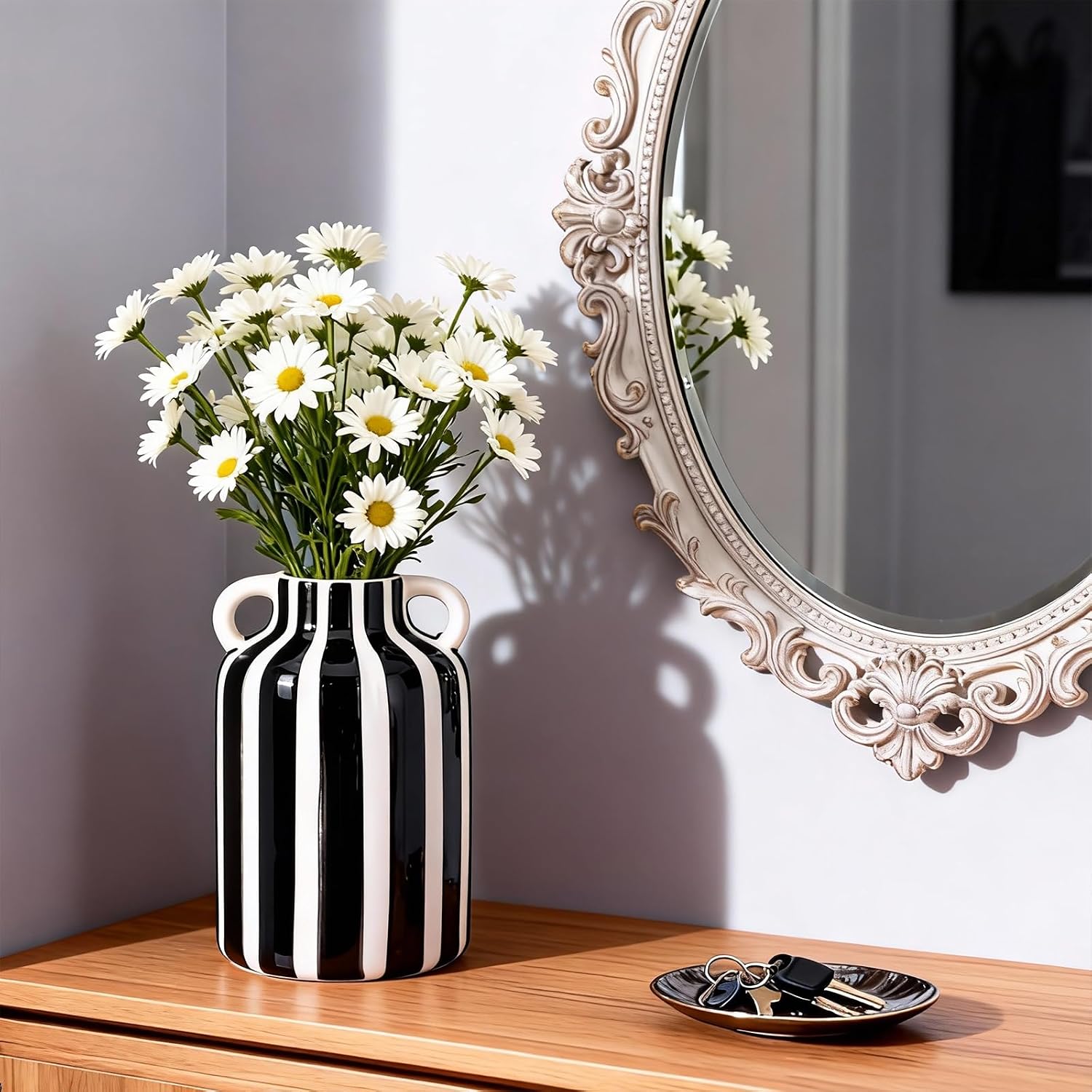 Ceramic Vase / Black and White