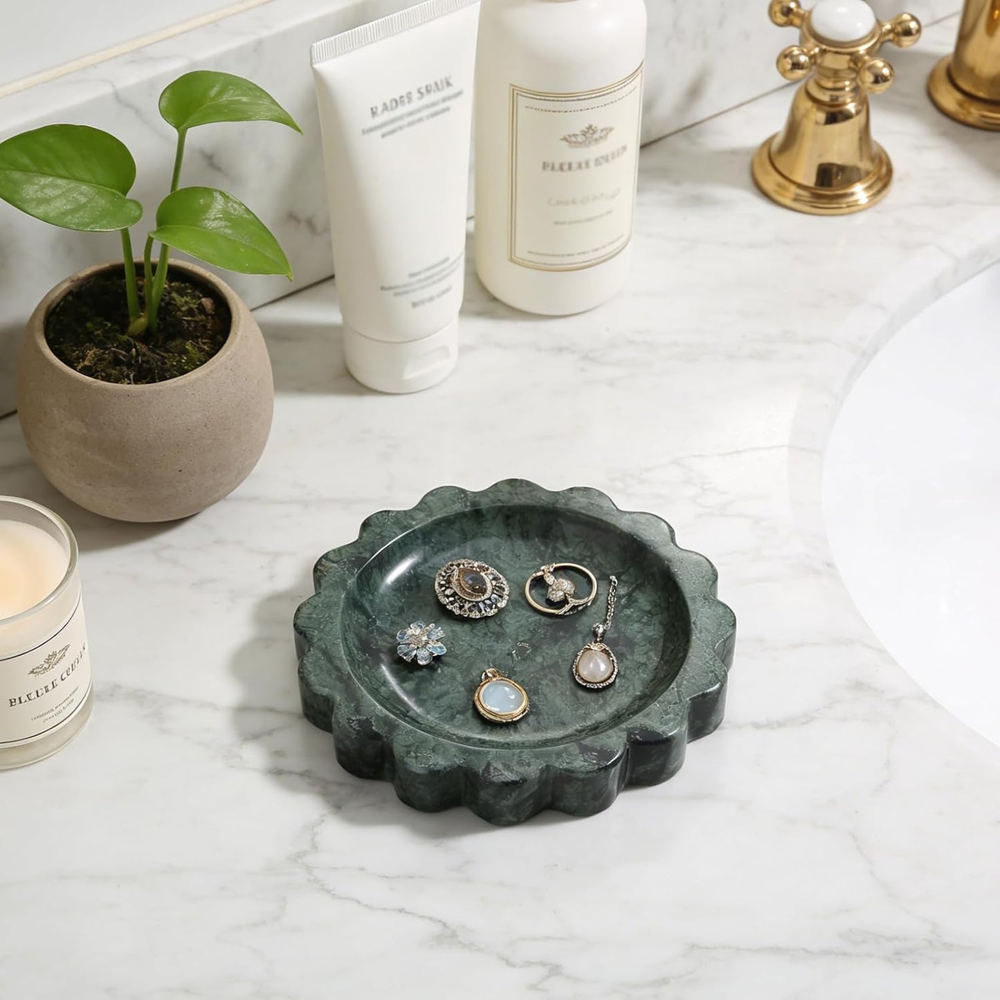 5.51" Scalloped Marble Tray / Sage Green / D=5.51