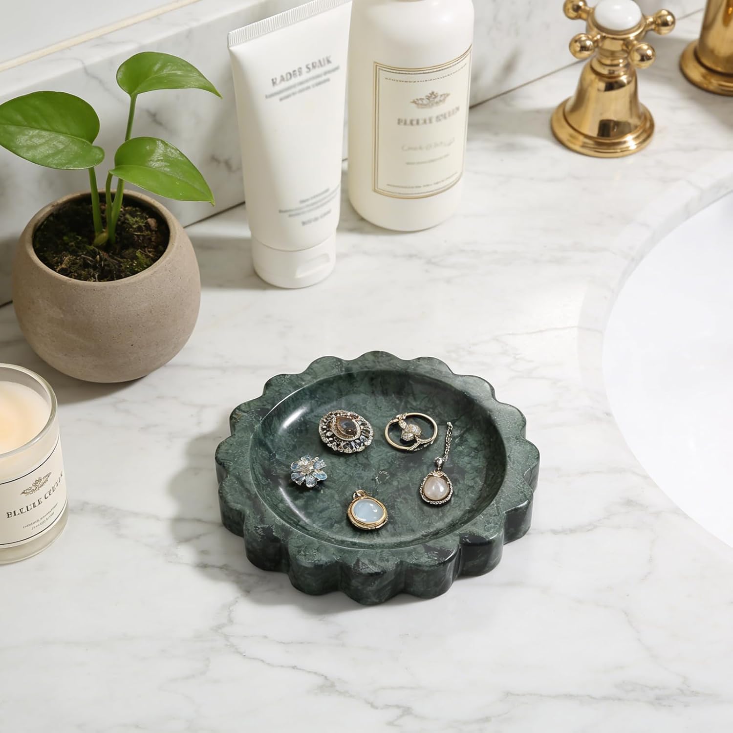 5.51" Scalloped Marble Tray / Sage Green / D=5.51