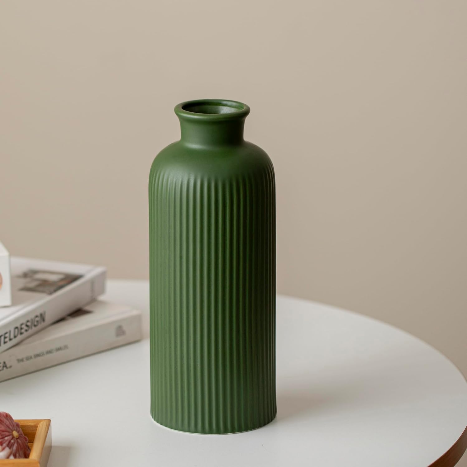 Ribbed Ceramic Vase for Flowers / Green / 10 Inch