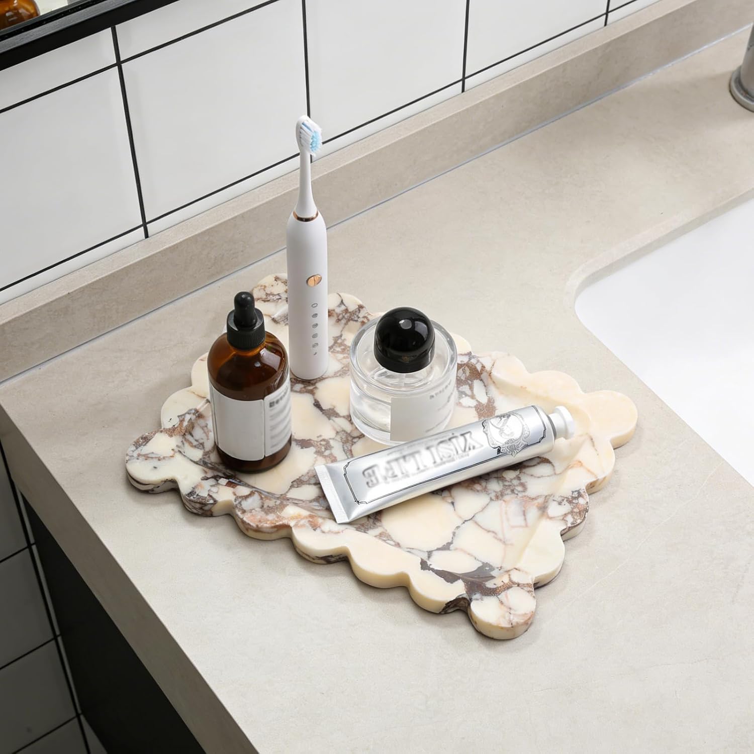 Scalloped Marble Vanity Tray for Countertop Bathroom Kitchen / Calacatta / 11 x 7.9 x 0.7