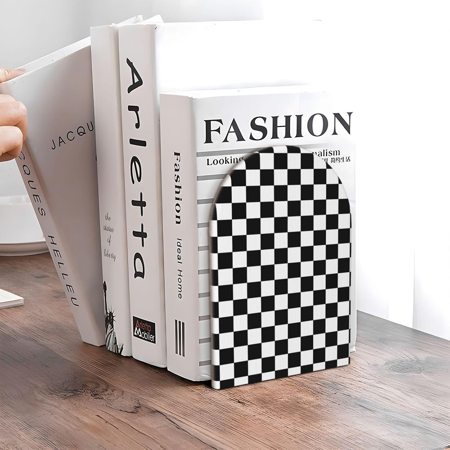 Wood Decorative Bookends / Black Checkered / Standard Size / 6.7 x 4.2 / Set of 2