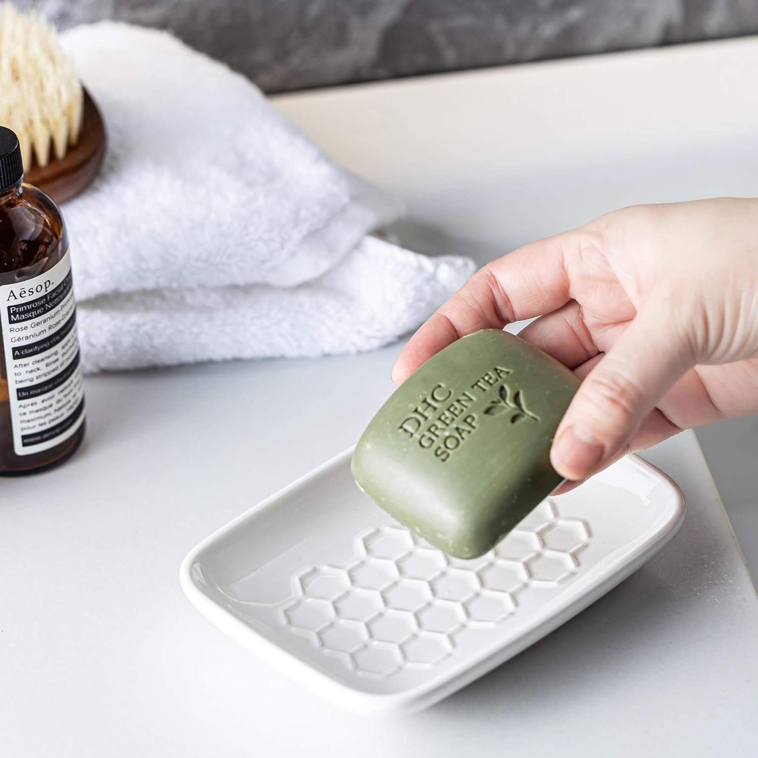 Ceramic Bar Soap Holder / White / Honeycomb
