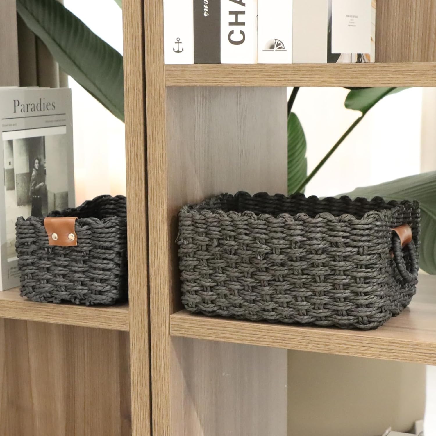 woven Little basket / Black